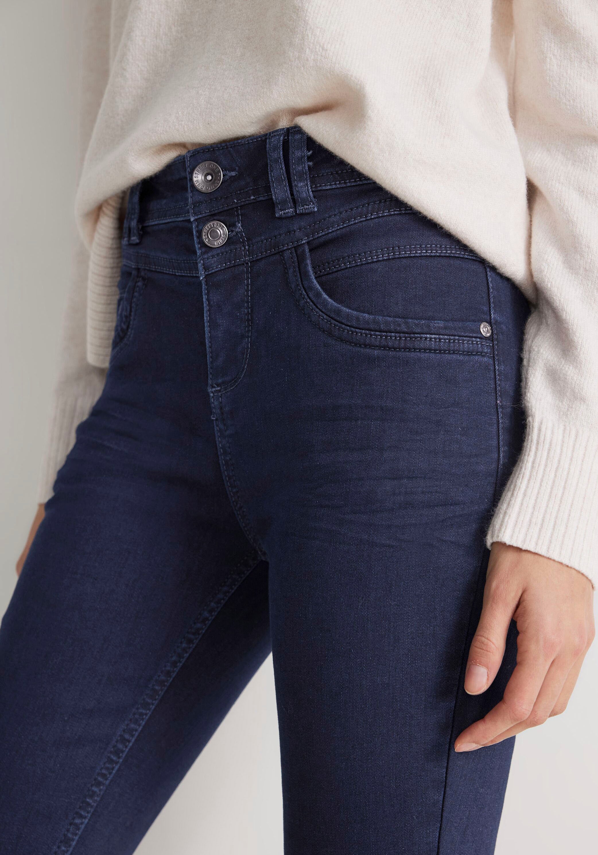STREET ONE Slim-fit-Jeans, im Fünf-Pocket-Stil online kaufen bei  Jelmoli-Versand Schweiz