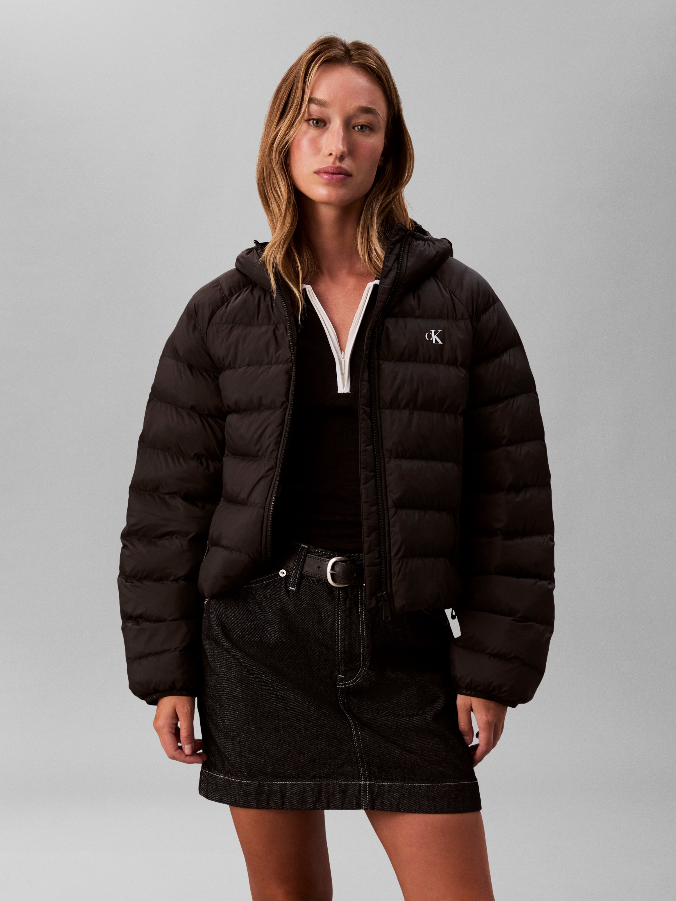 Calvin Klein Jeans Steppjacke »LGHTWGHT QLTD JCKT P« mit Kapuze Mit Rundhalsausschnitt