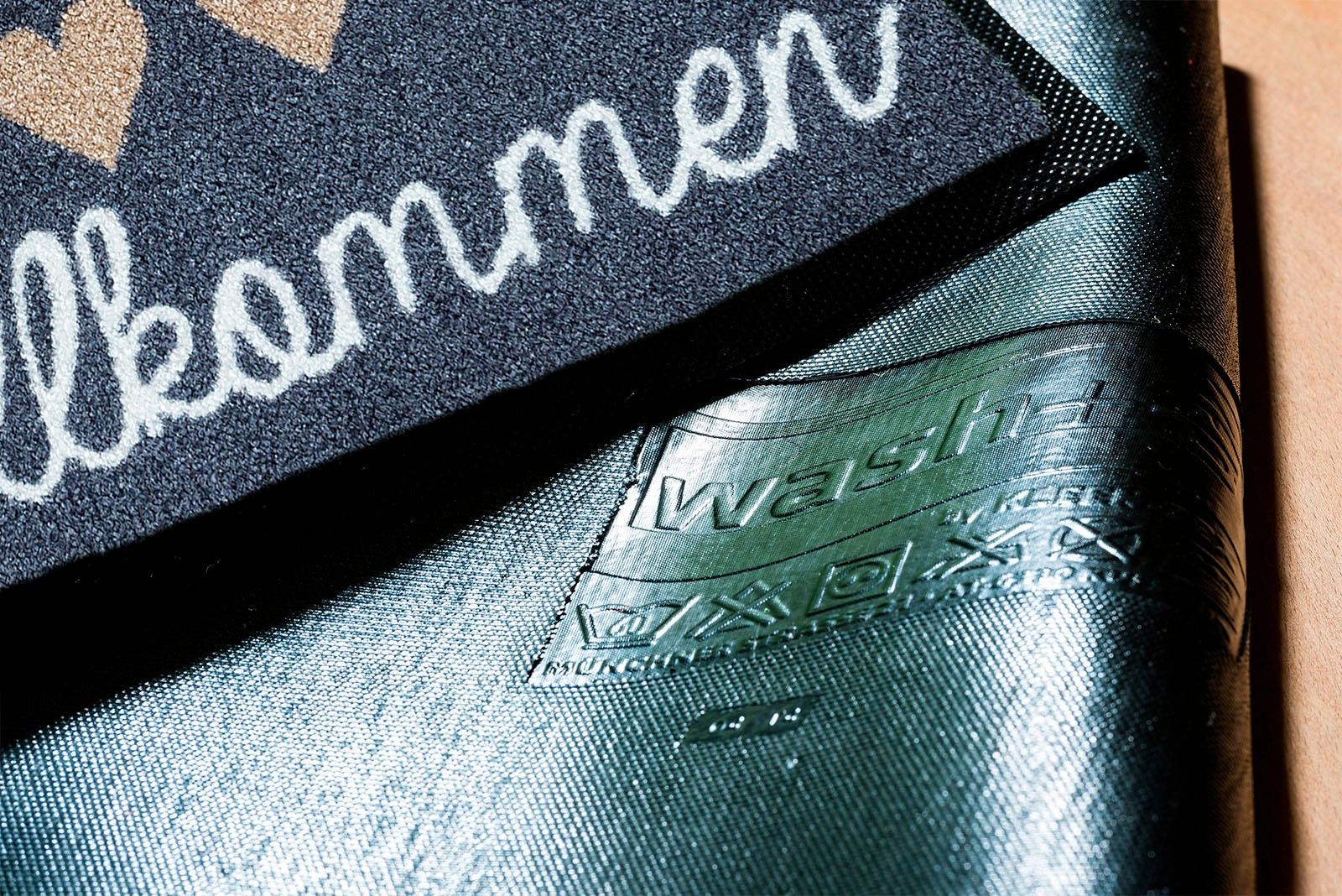 wash+dry by Kleen-Tex Fussmatte »Willkommen Herzen«, rechteckig, 7 mm Höhe, Schmutzfangmatte, Motiv Herzen, mit Spruch, rutschhemmend, waschbar
