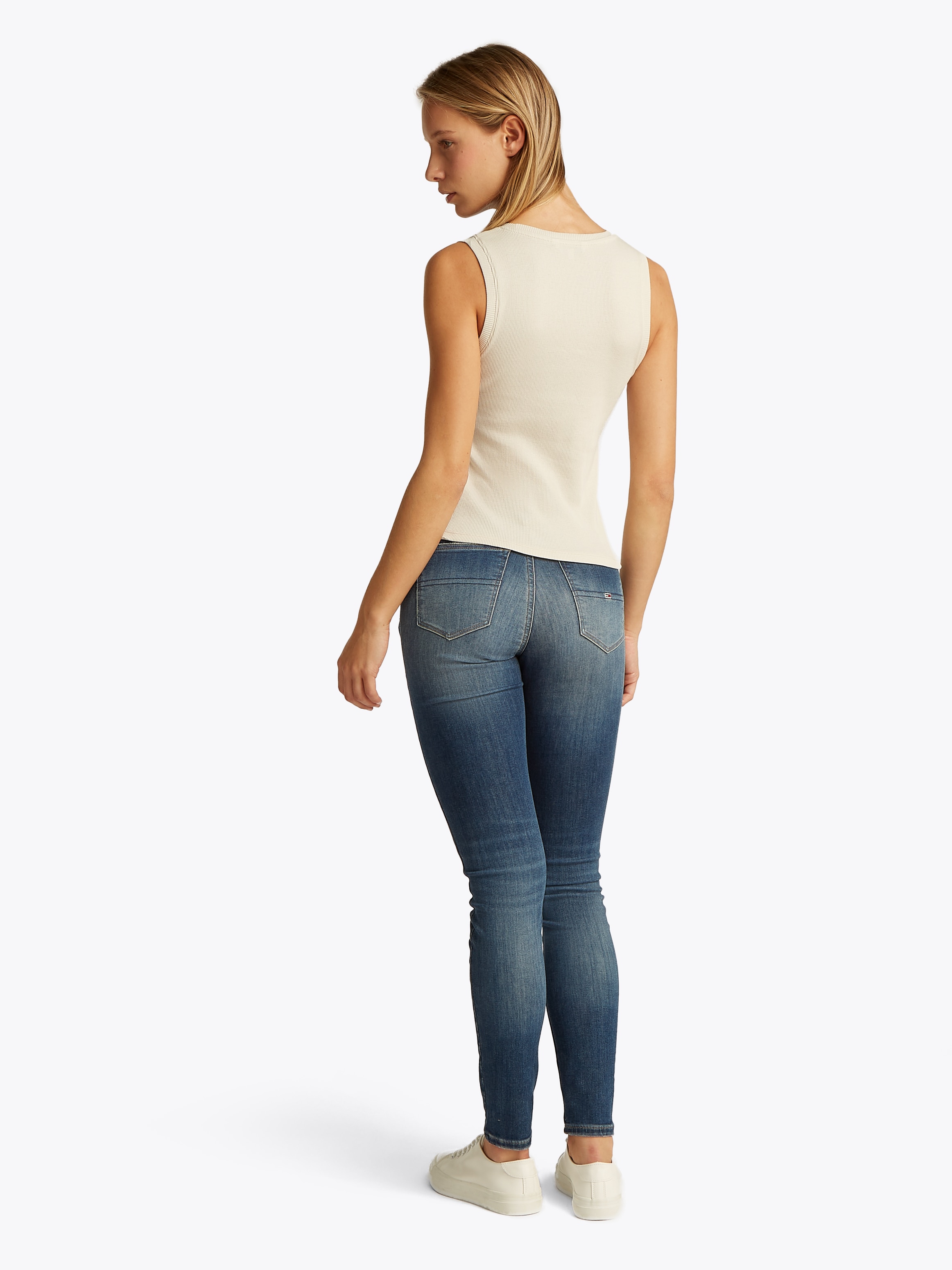 Tommy Jeans Tanktop »TJW SLIM SCRIPT RIB TANK TOP«, mit Logostickerei
