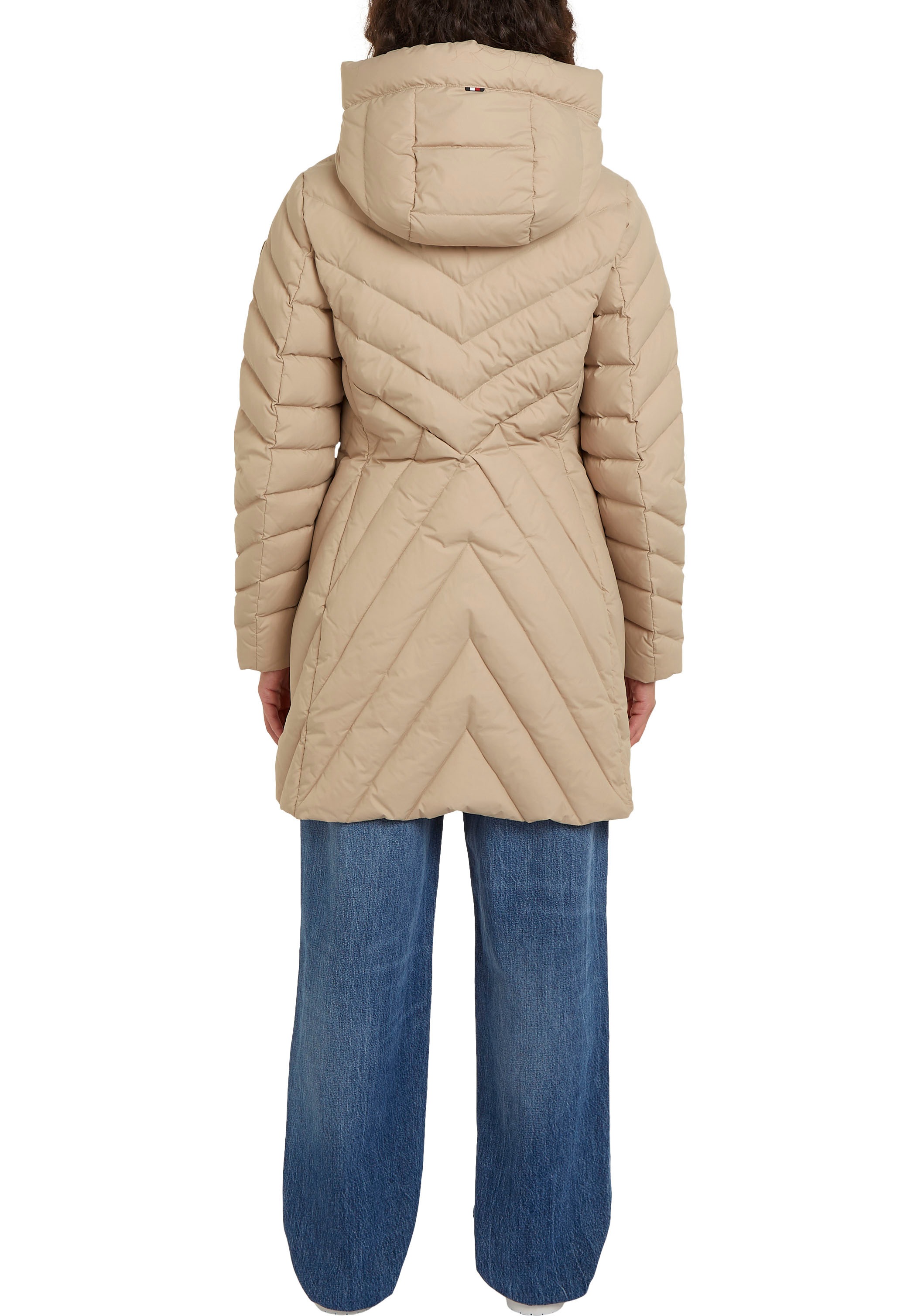 Tommy Hilfiger Steppmantel »CHEVRON MW PADDED COAT«, mit mittelstarker Wattierung und Tommy Hilfiger Markenlabel