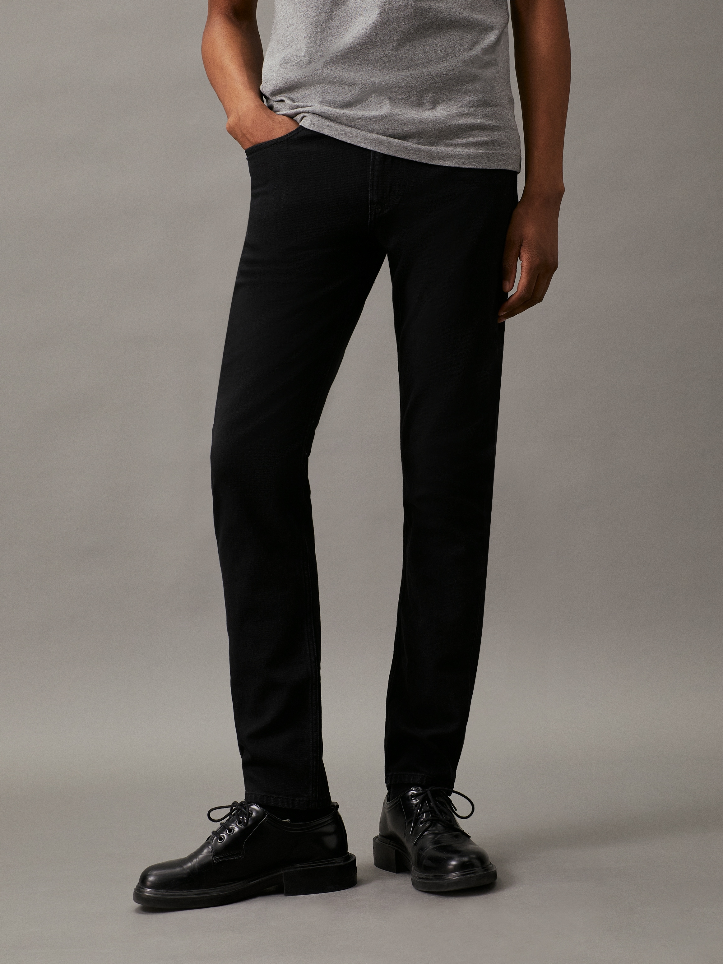 Calvin Klein Jeans Slim-fit-Jeans »SLIM TAPER« mit Markenlabel