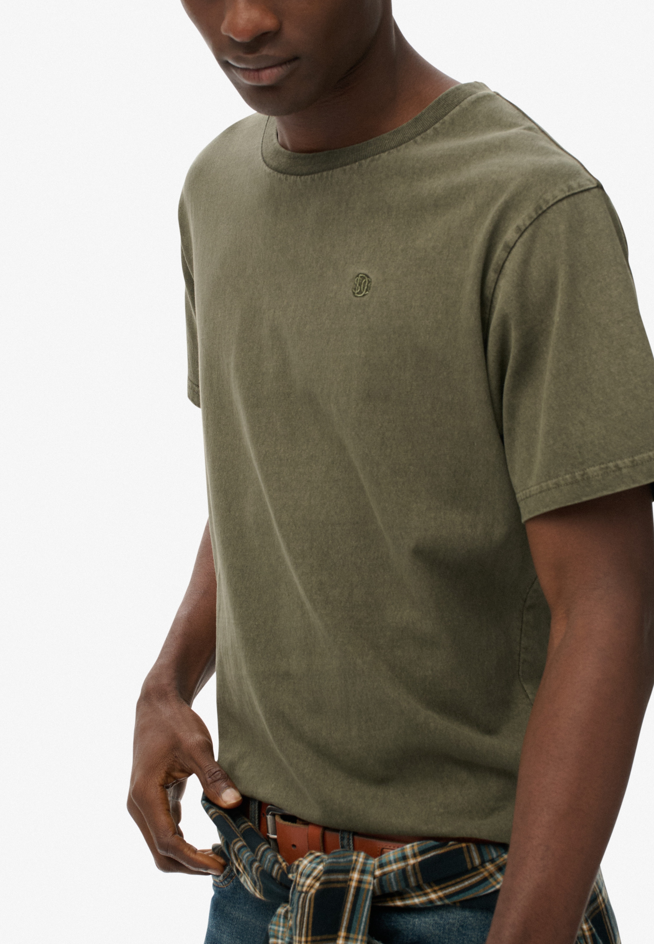 Superdry Rundhalsshirt »ESSENTIALS RELAXED TEE«
