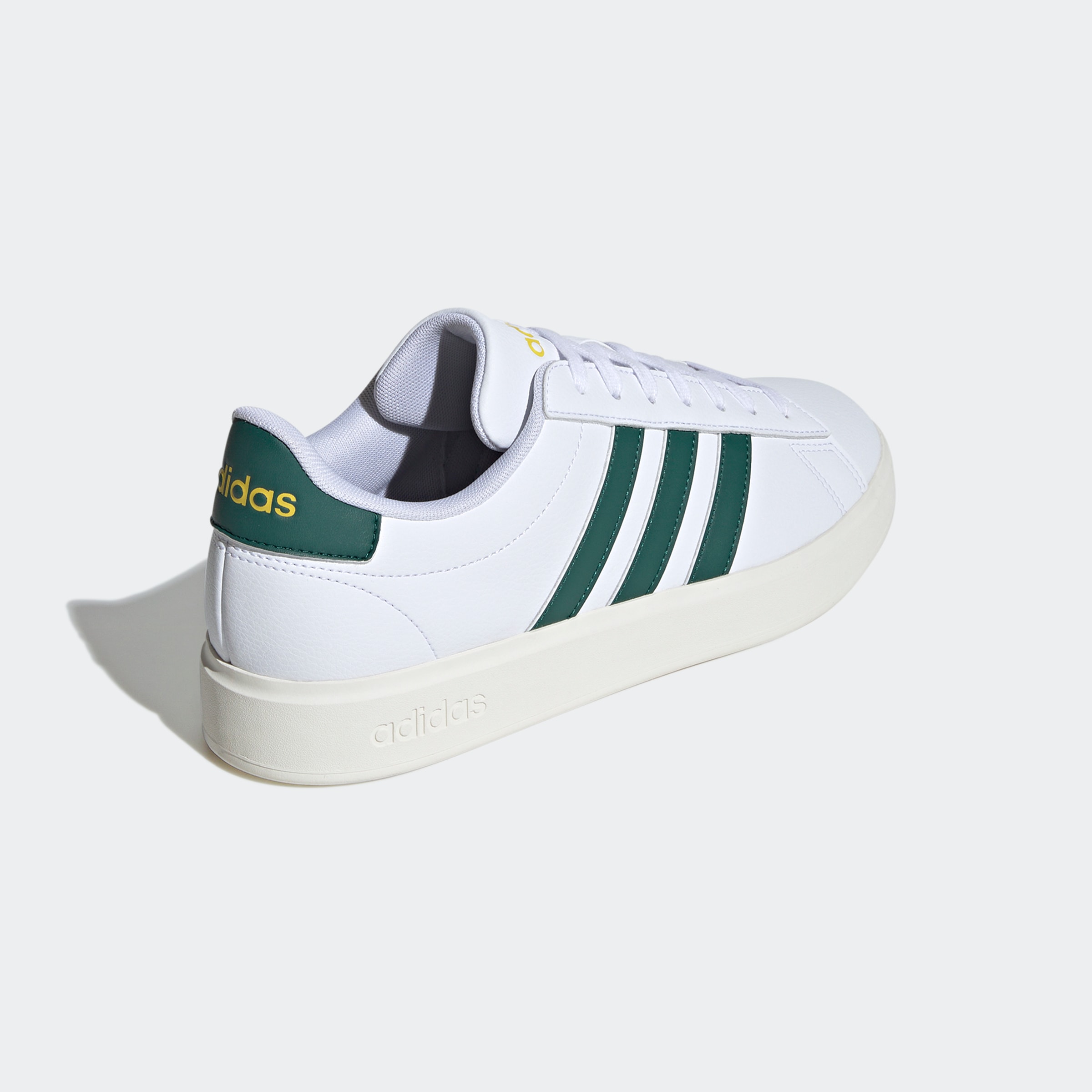 adidas Sportswear Sneaker »GRAND COURT CLOUDFOAM COMFORT«, Design auf den Spuren des adidas Superstar