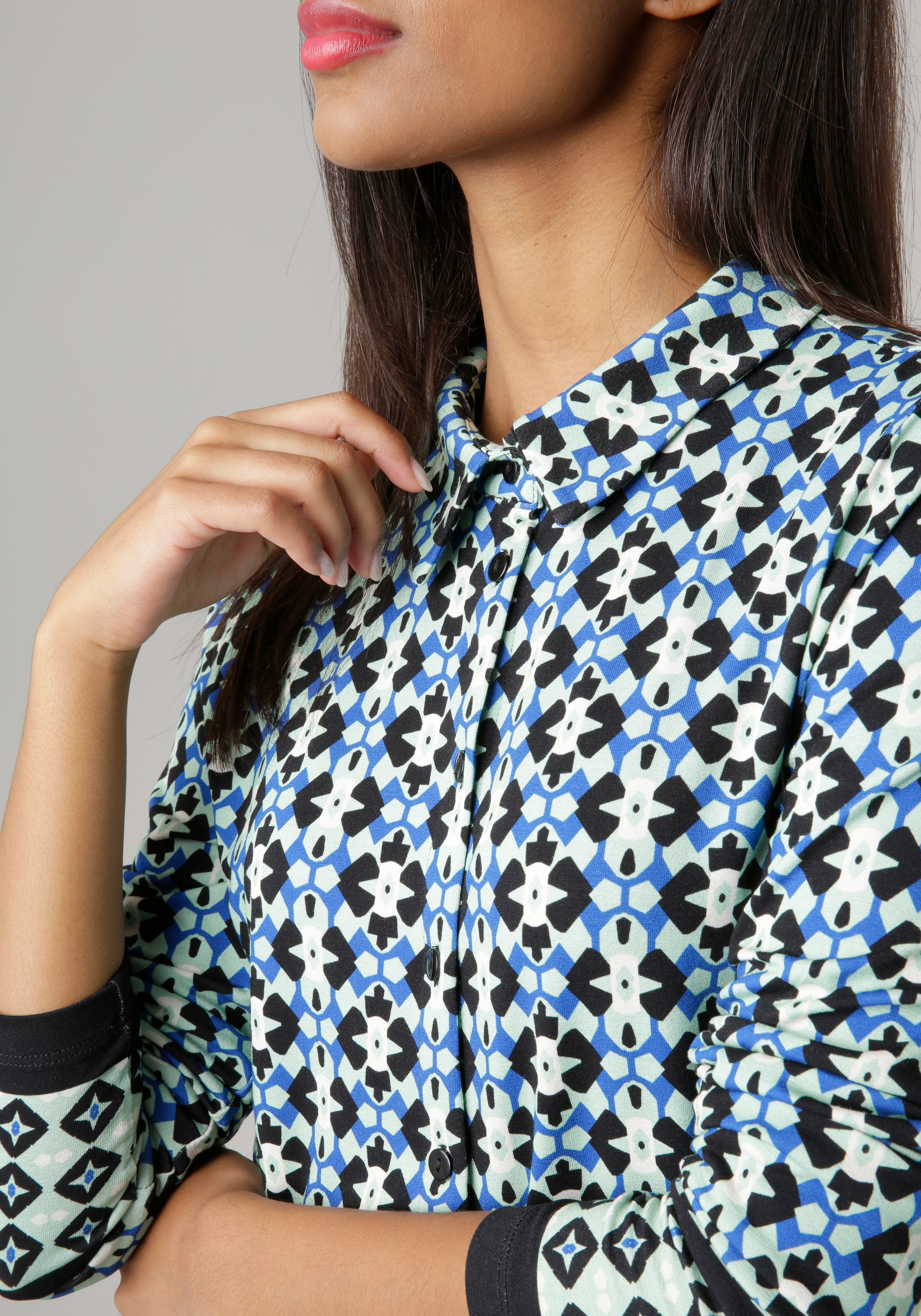 Aniston SELECTED Hemdbluse, KOLLEKTION Jerseyqualität bestellen NEUE Jelmoli-Versand online | in - elastischer