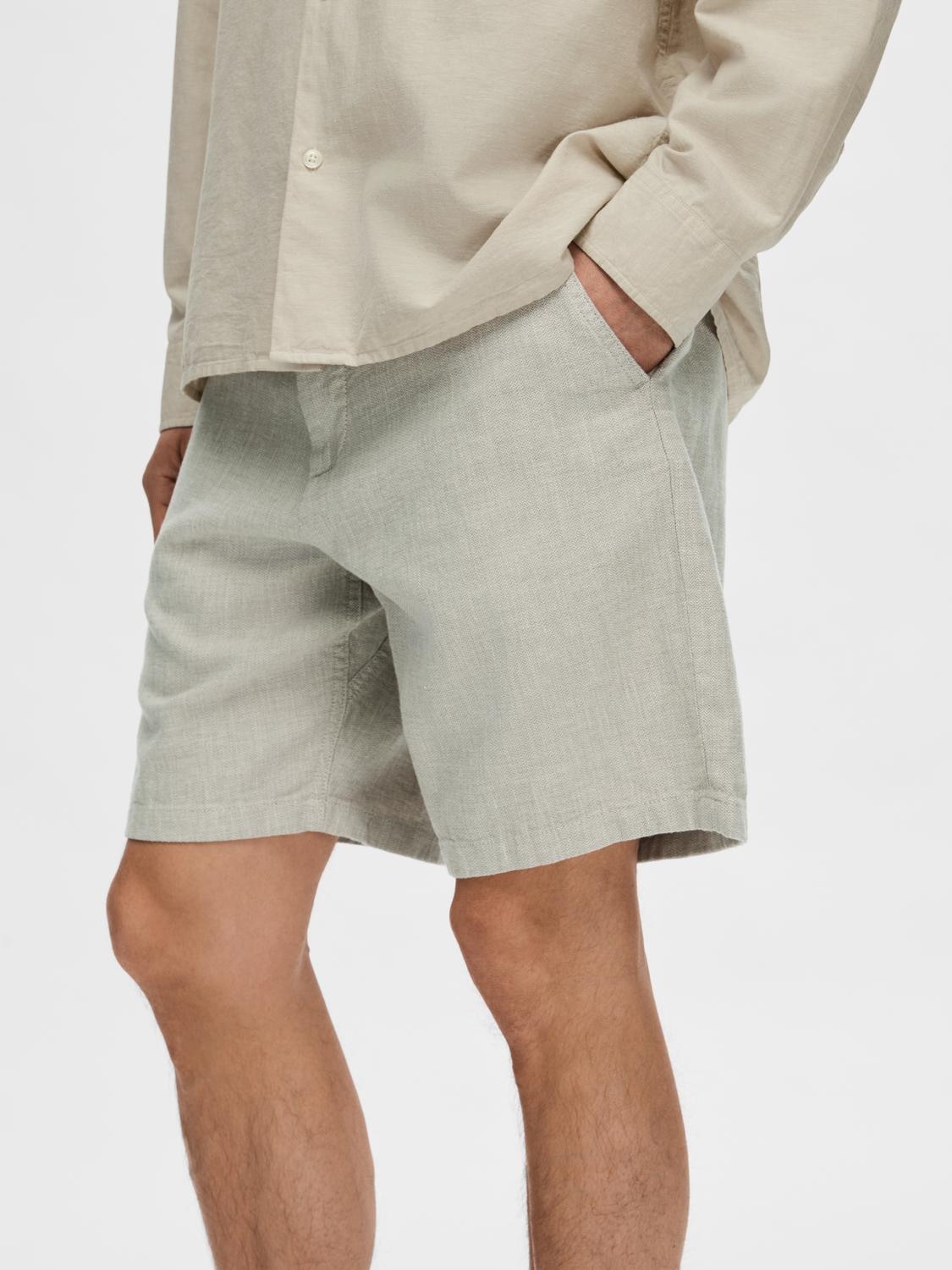 SELECTED HOMME Chinoshorts »SLHREGULAR-BRODY SUN SHORTS NOOS«