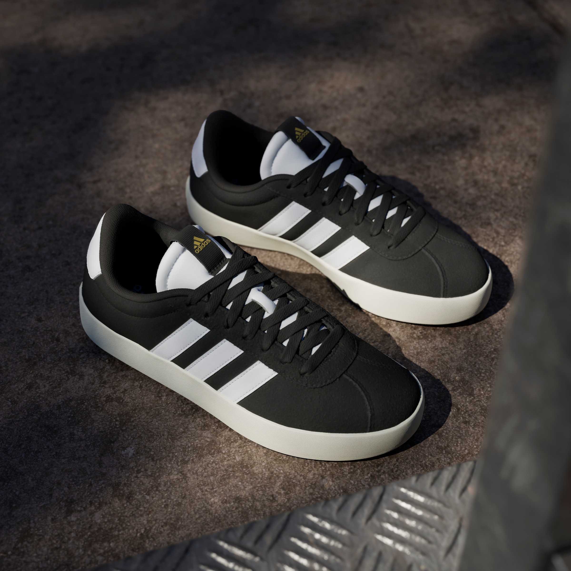 adidas Sportswear Sneaker »VL COURT 3.0«, inspiriert vom Design des adidas samba
