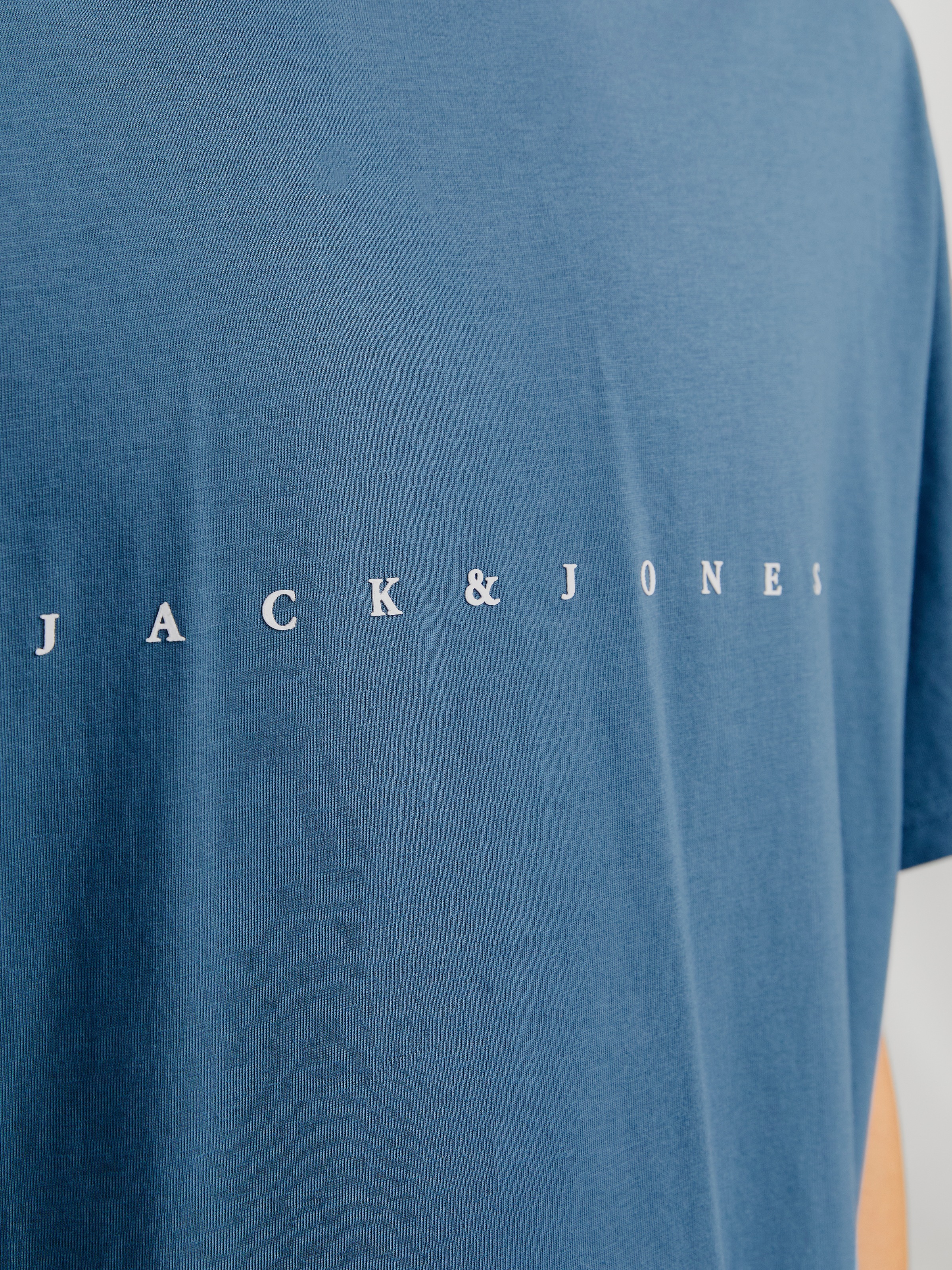 Jack & Jones Rundhalsshirt »JJESTAR mit Pigmentprint und Baumwollgefühl«, mit Pigmentprint