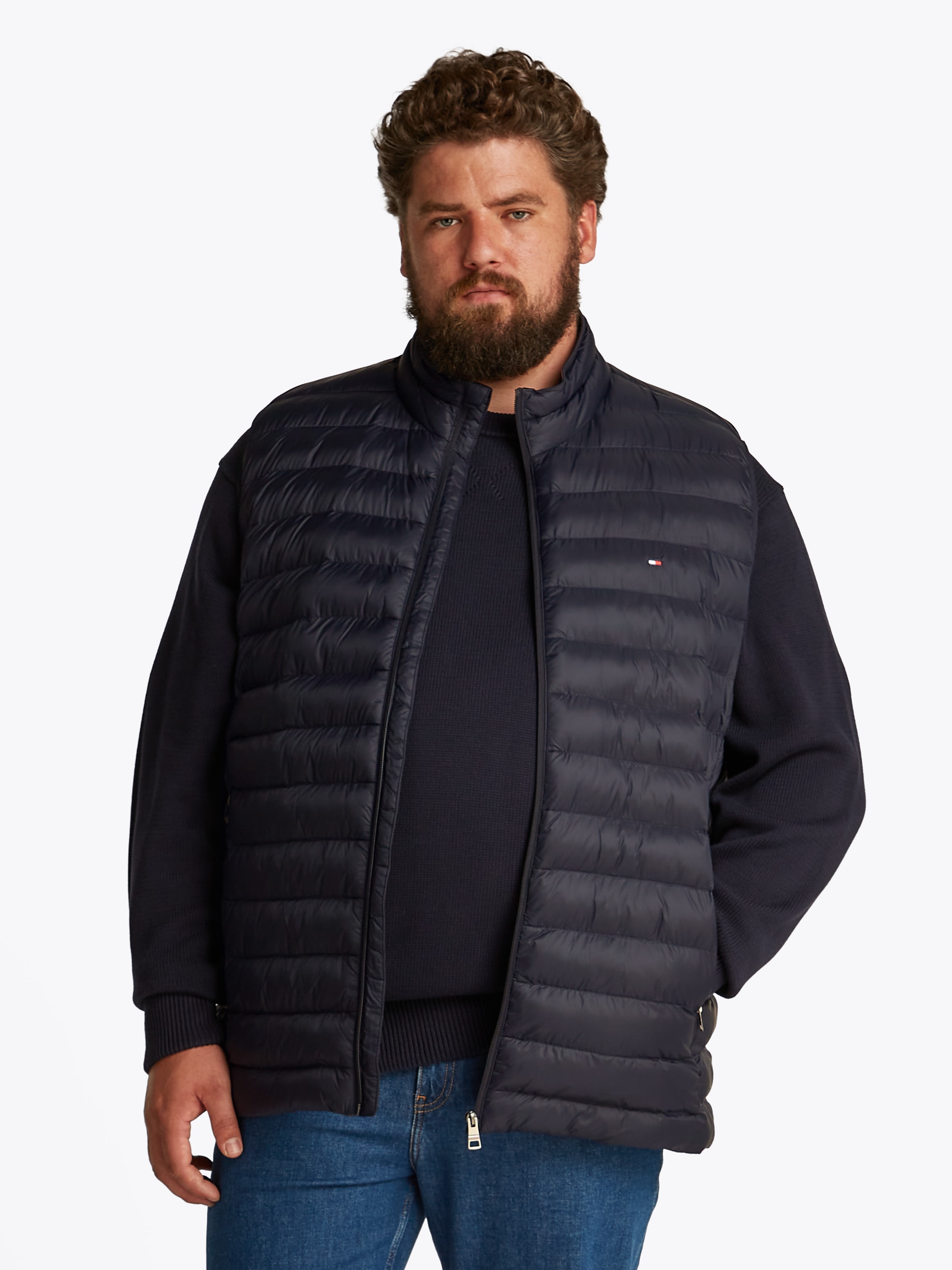 TOMMY HILFIGER Big & Tall Steppweste »BT-PACKABLE RECYCLED VEST-B«, in Grossen Grössen, Logostickerei