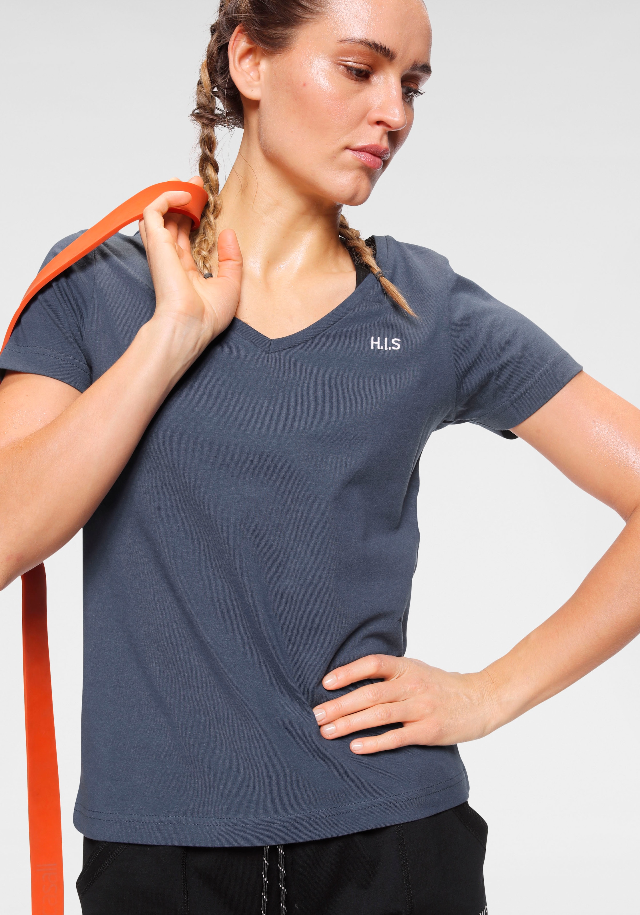 H.I.S T-Shirt »Essential-Basics«, (Spar-Set, 3er-Pack), hüftlange Passform, figurumspielender Schnitt, aus 100% Baumwolle