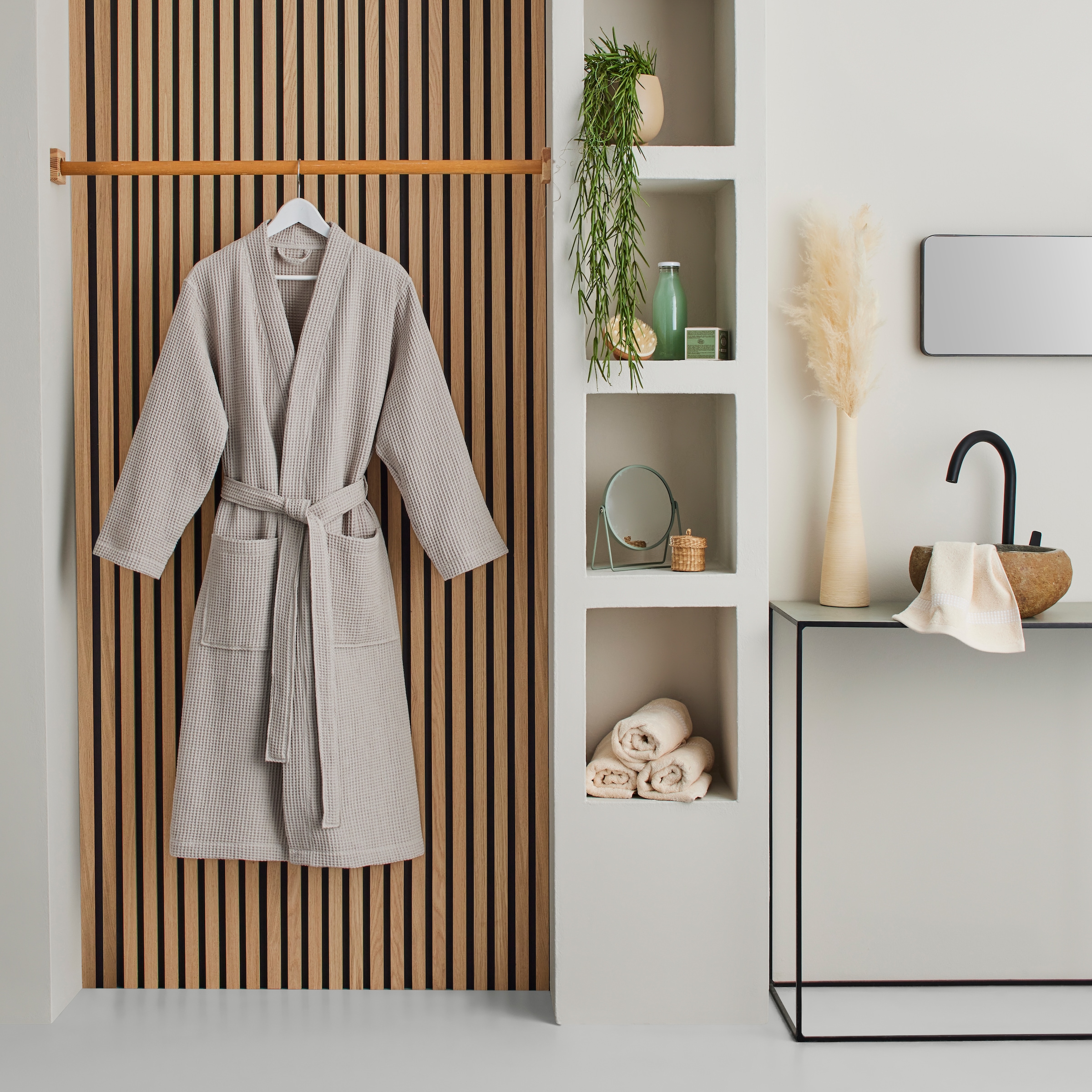 my home Unisex-Bademantel »Inga, ideal für Sauna & Spa, Hotelbademantel, Morgenmantel«, (1 St.), Waffelpiqué, kleines Packmass, Taschen, Damen & Herren, S-3XL