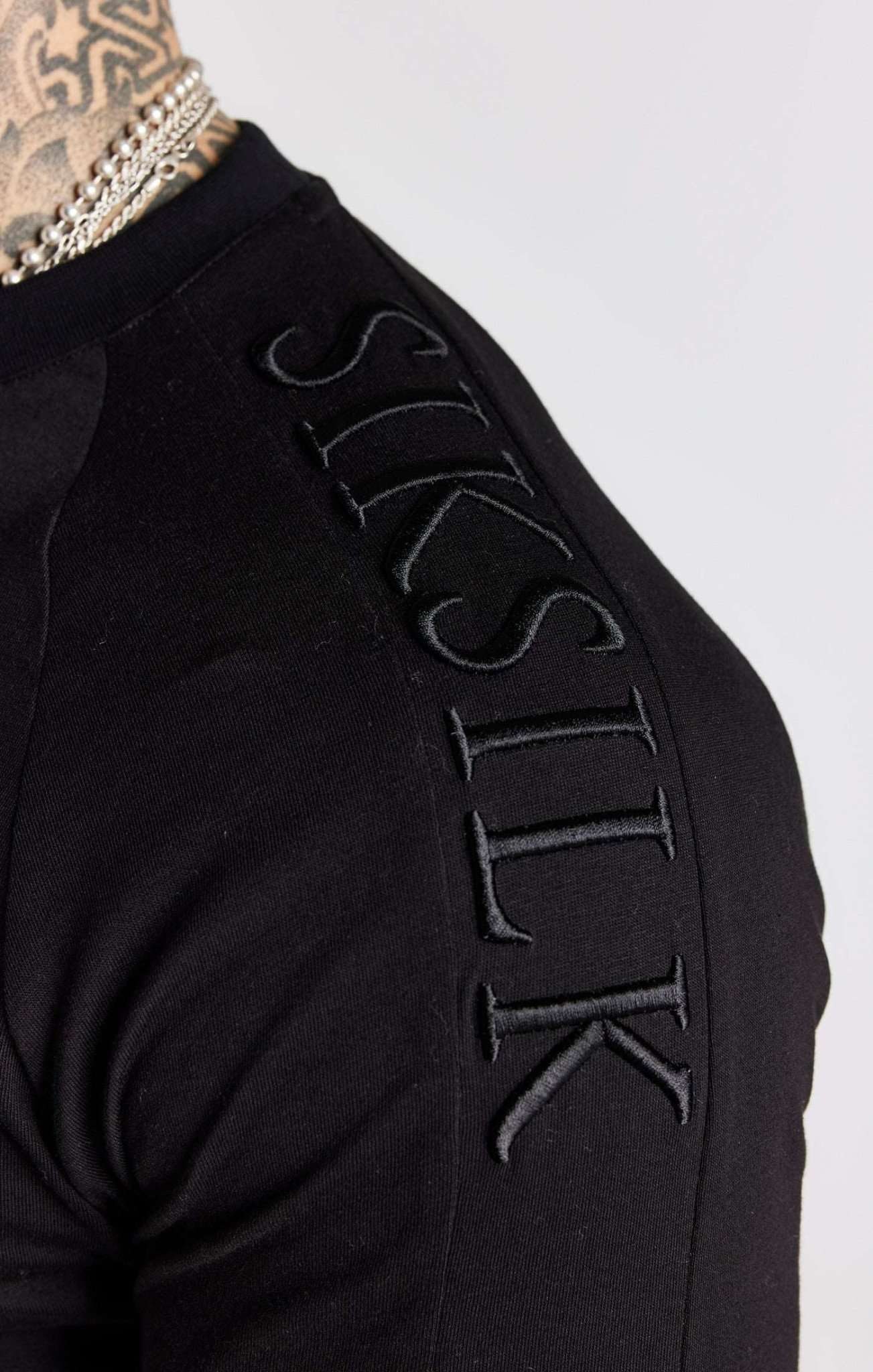 Siksilk Langarmshirt »Langarmshirts Black Panel Muscle Fit T-Shirt«