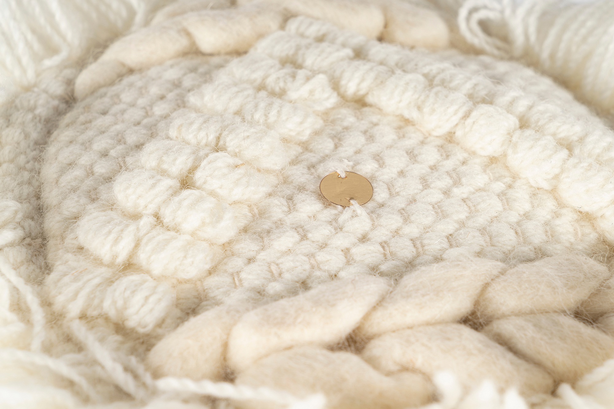 Kayoom Pouf »Bohist 525 35cm x 35cm,  Strukturen mit Fransen und Quasten«, (1 St.), handgefertigt, Unikat, sehr gut kombinierbar, vielfältig im Einsatz