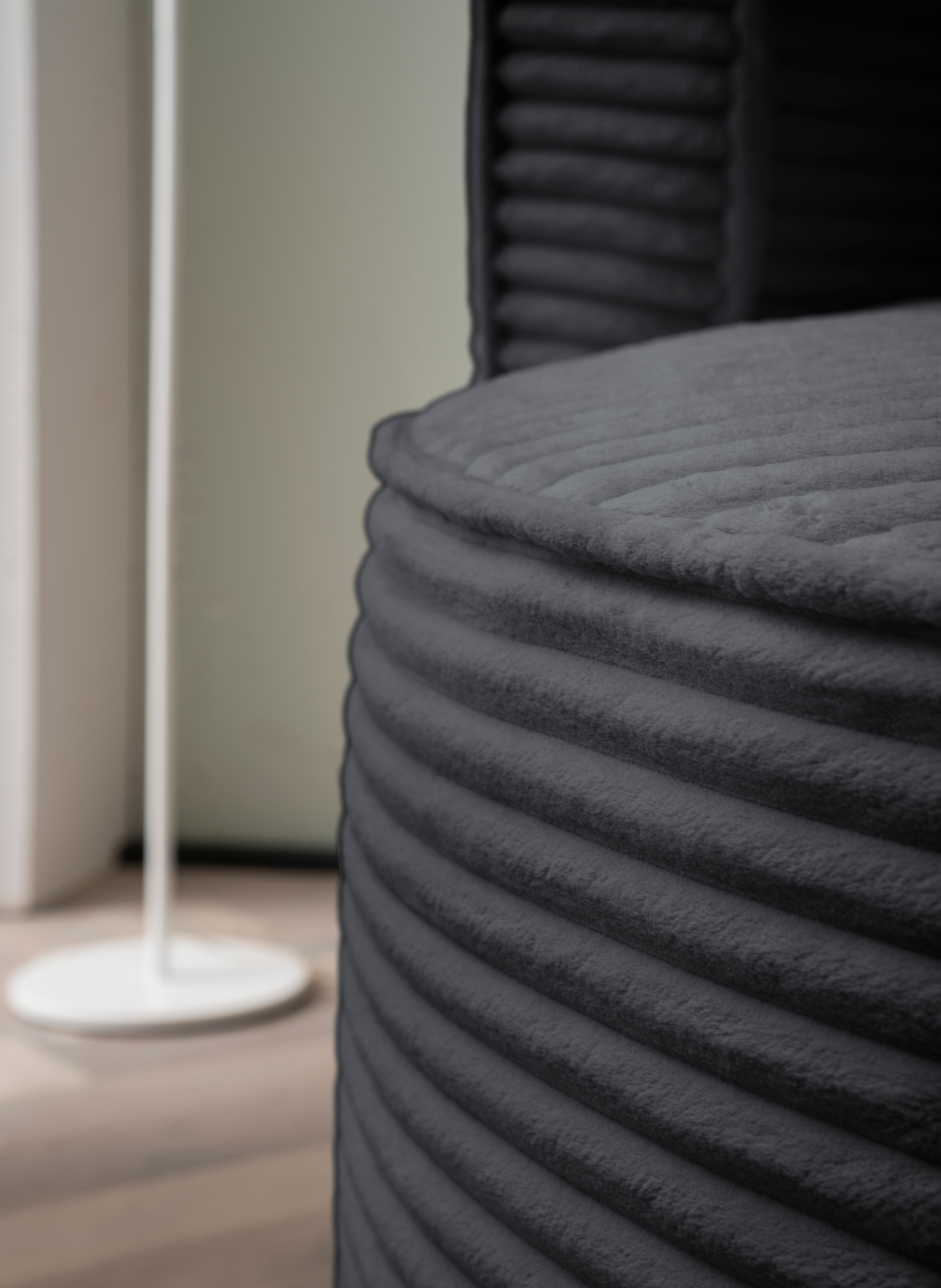 LeGer Home by Lena Gercke XXL-Sessel »ISALIE, Rundsessel mit Hocker, Lesesessel, Loveseat, Big-Sessel«, (Set), trendige Stoffe, mit 3 Zierkissen, grosse Sitzfläche