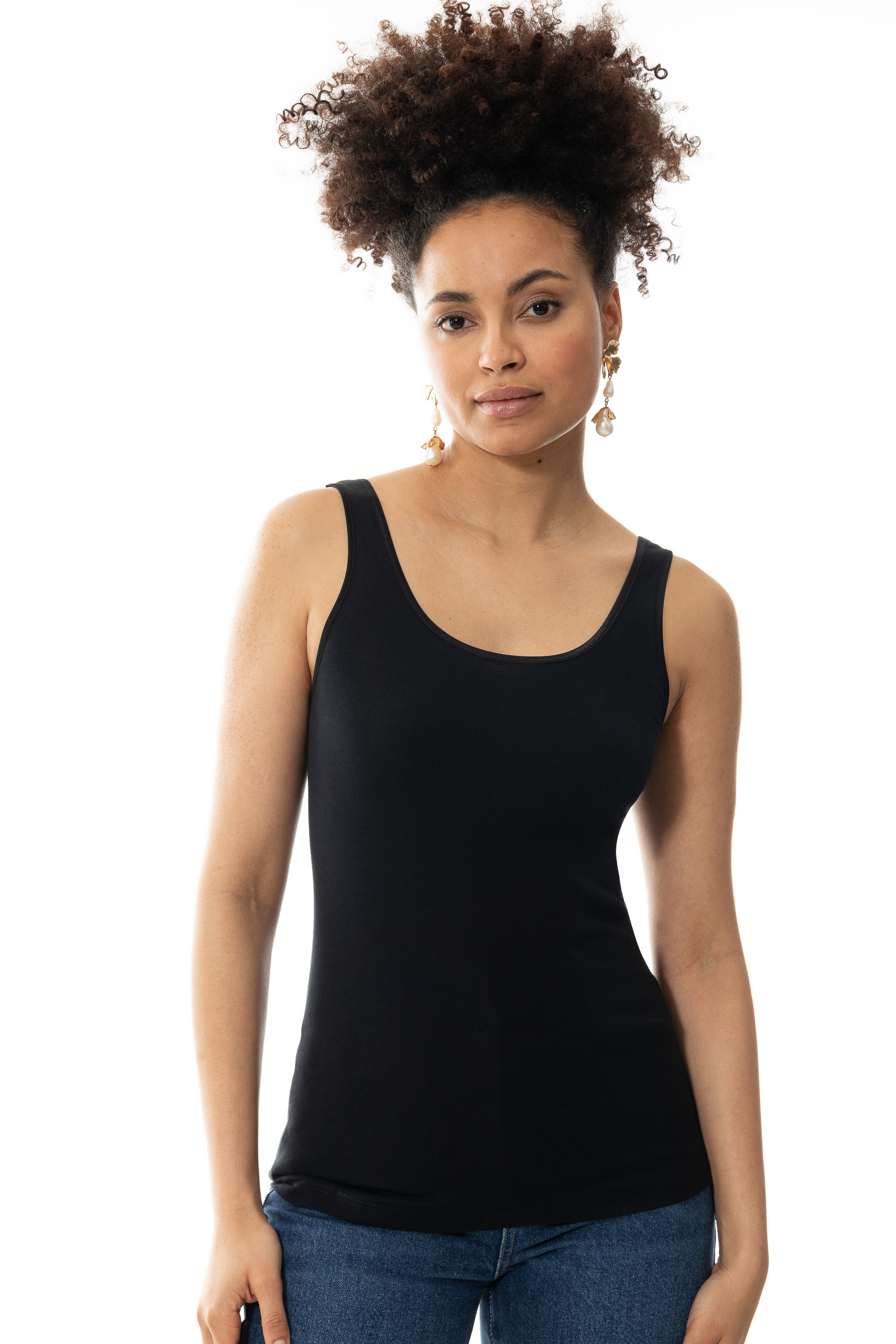 Mey Tanktop »Noblesse« ohne auftragende Seitennähte, Slim Fit, tiefer Rundhalsausschnitt