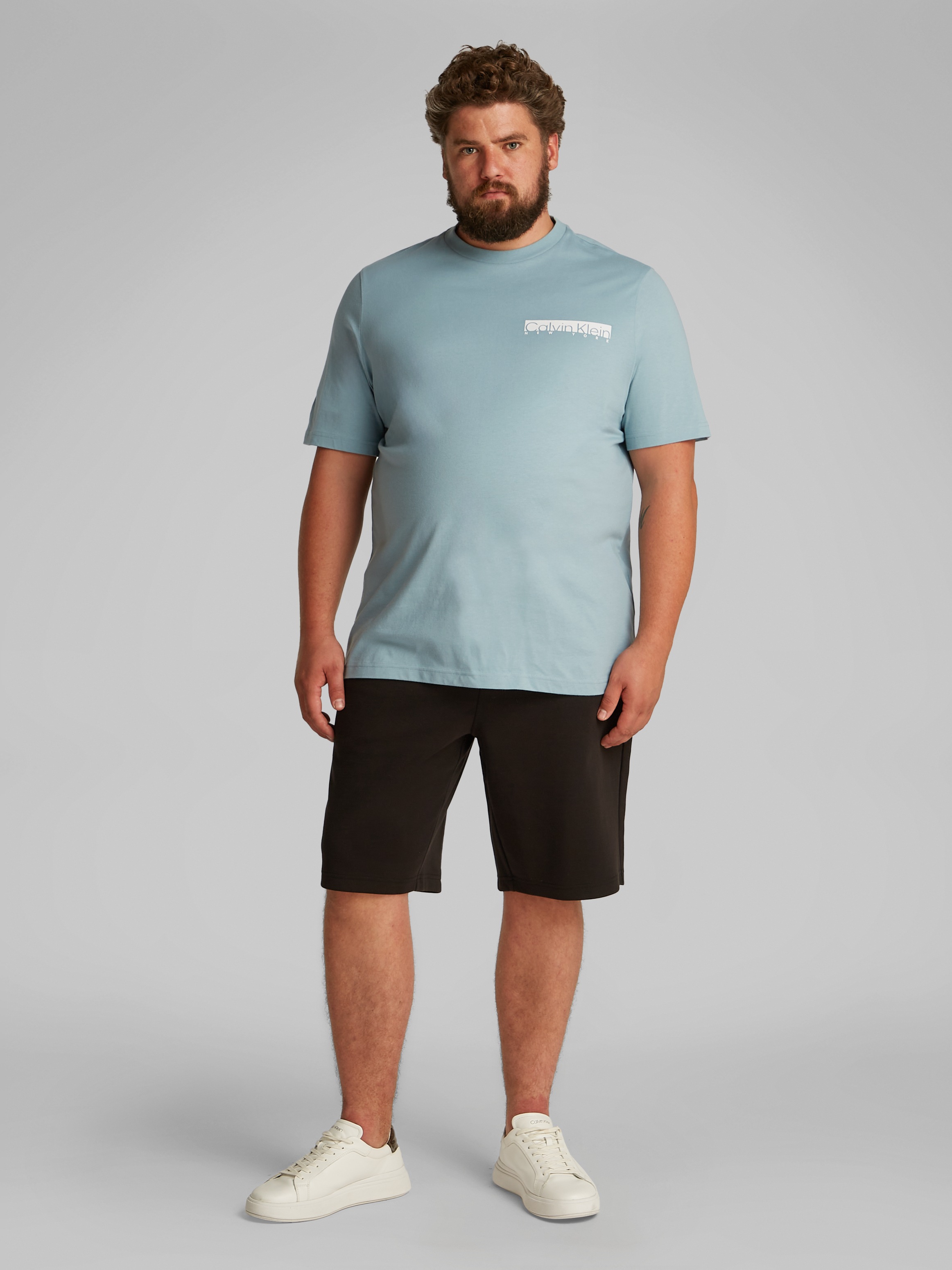 Calvin Klein Big&Tall Rundhalsshirt »BT_NY CHEST BOX LOGO T-SHIRT«, in Grossen Grössen mit Logoprint