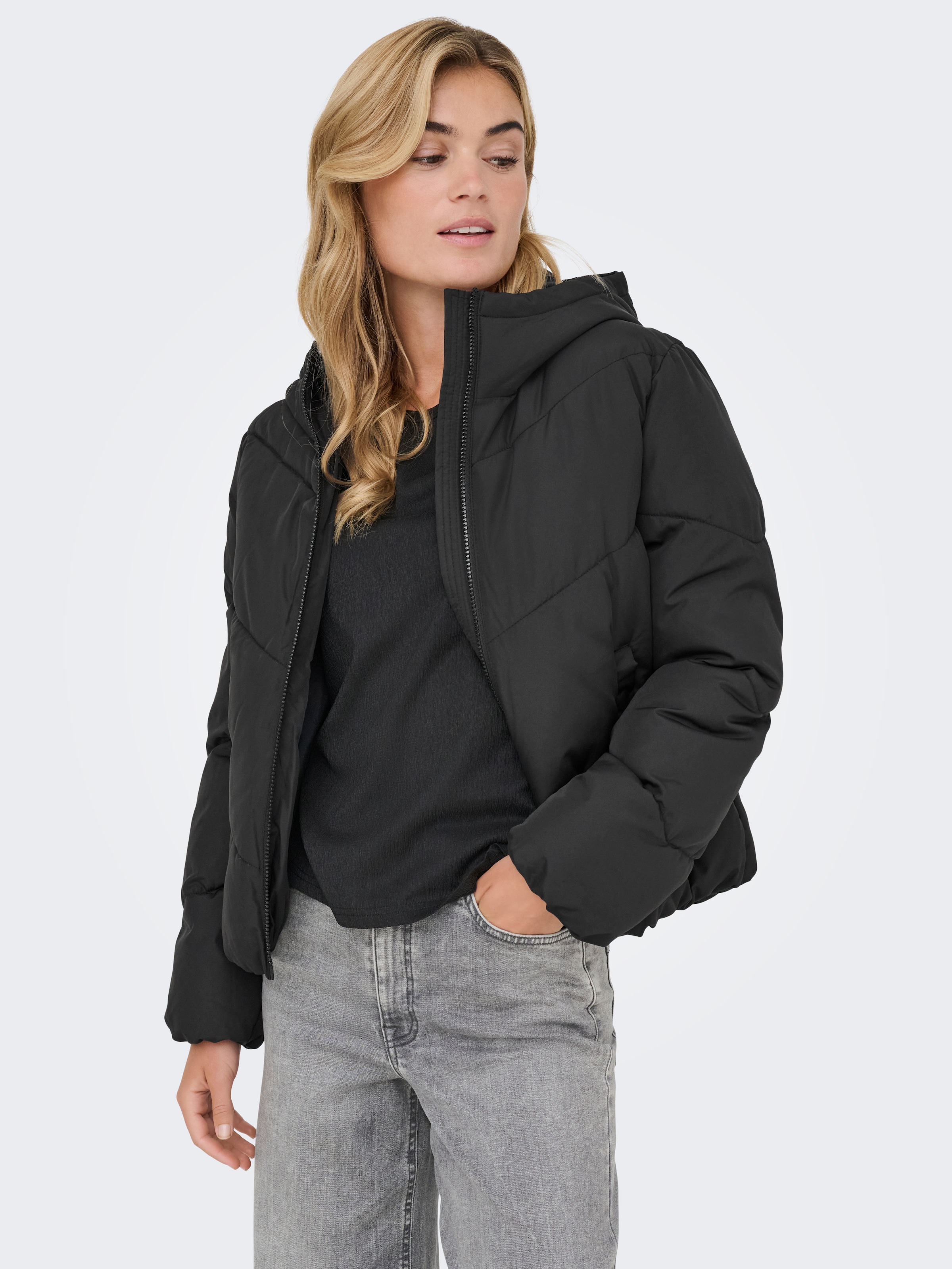 ONLY Steppjacke »ONAGNETE PUFFER HOOD JACKET OTW ZL«, mit Kapuze