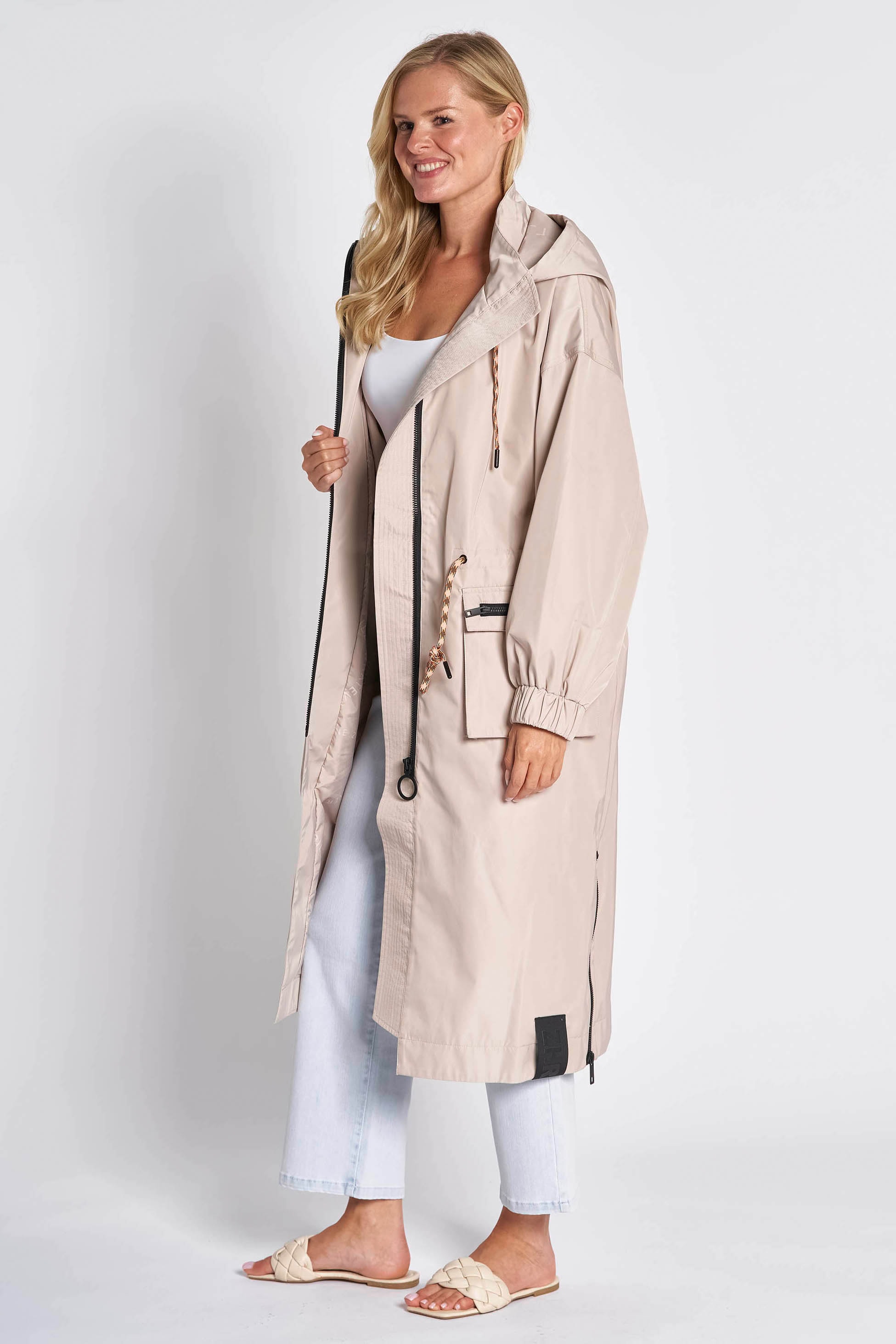 Zhrill Allwetterjacke »AILA«, mit Kapuze, mit seitlichen Eingrifftaschen und Kapuze