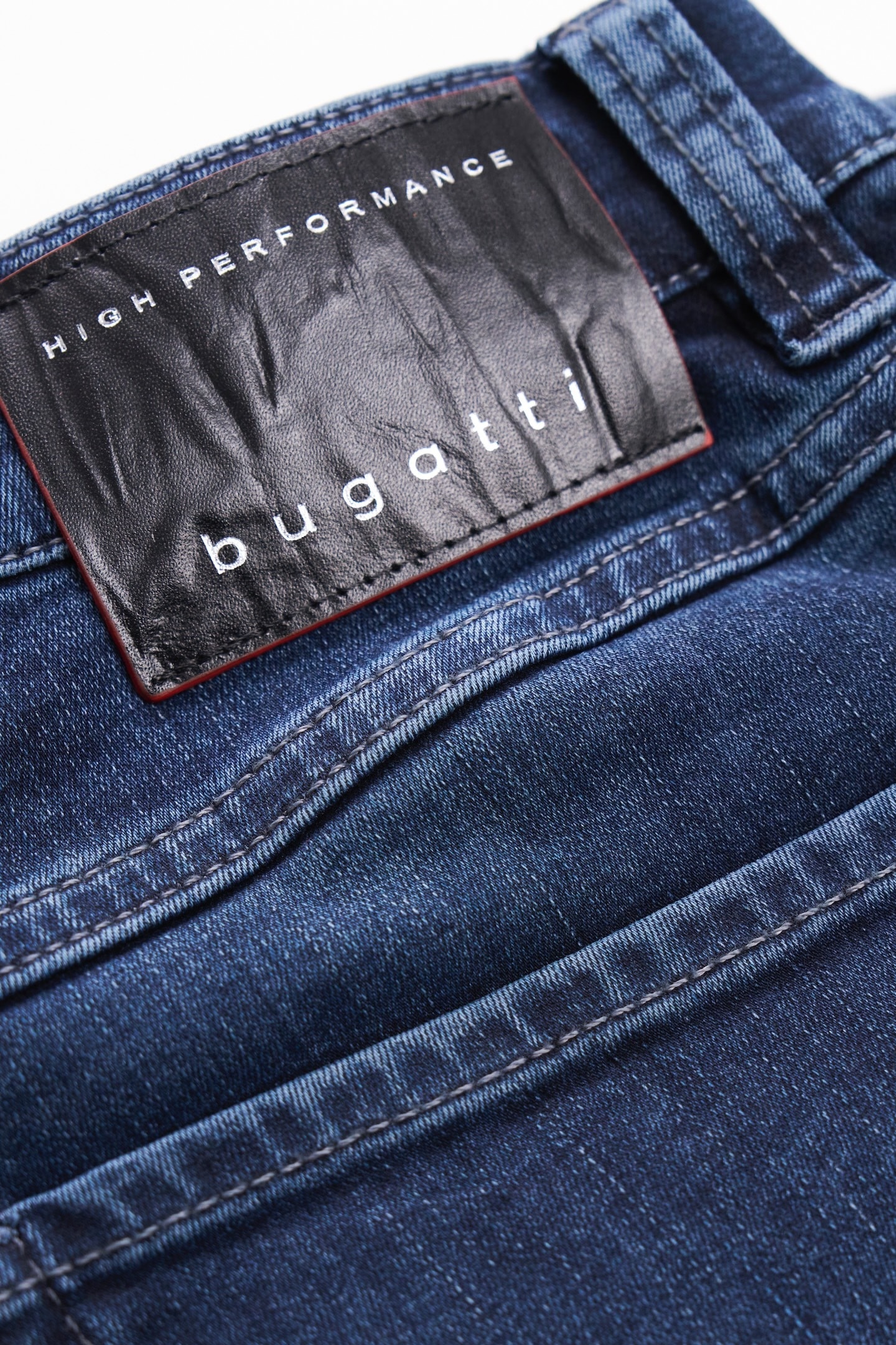 bugatti 5-Pocket-Jeans »Basic Essentials«, besonders bequem