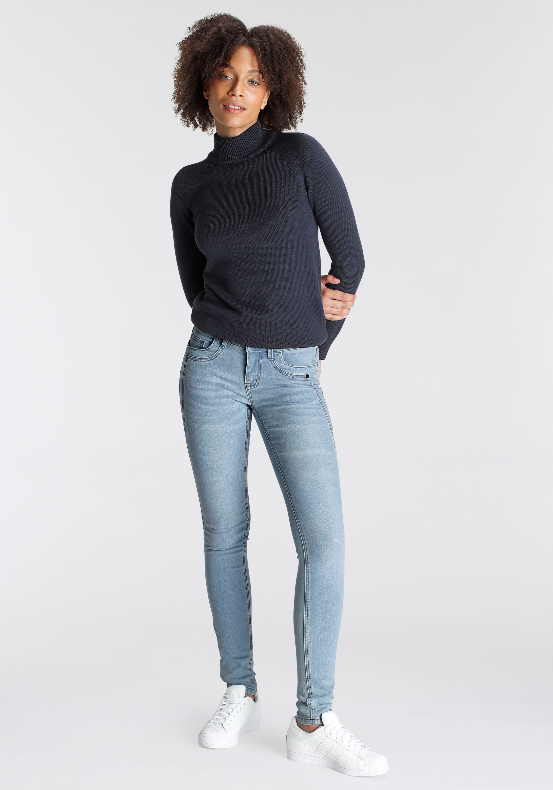 Schweiz online Arizona Waist shoppen Jelmoli-Versand Low »mit Skinny-fit-Jeans Keileinsätzen«, bei