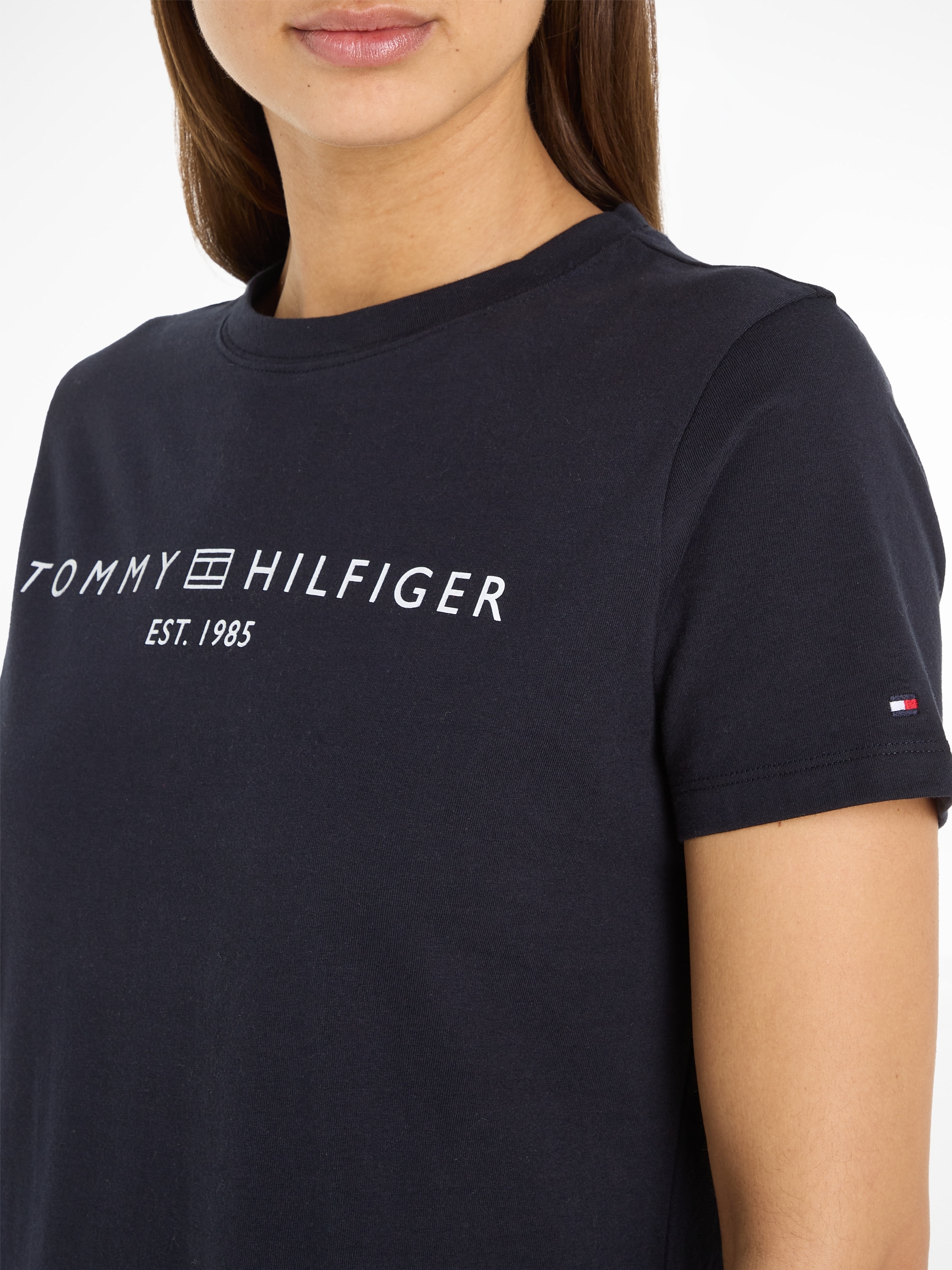 Tommy Hilfiger Shirtkleid »RLX CORP LOGO TSHIRT DRS SS«, mit Logoschriftzug