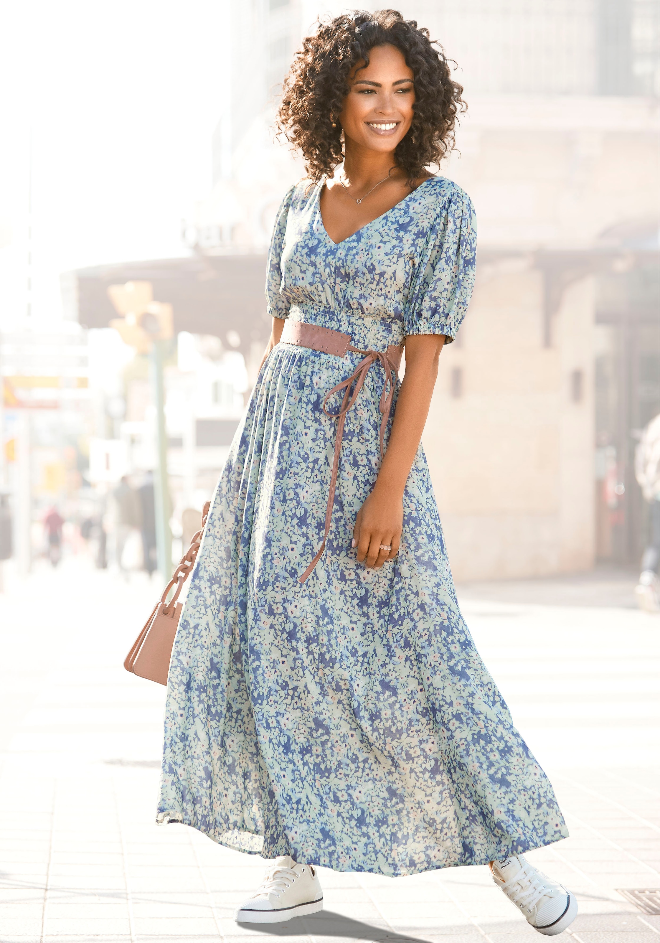 Buffalo Maxikleid, mit zartem Blumendruck und V-Ausschnitt, Sommerkleid, Strandkleid