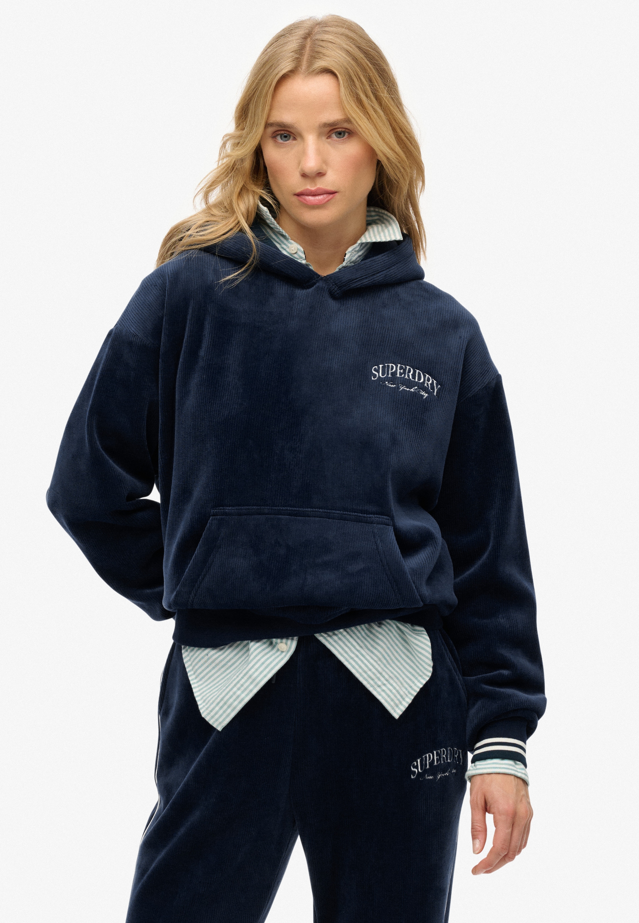Superdry Kapuzensweatshirt "COUNTRY CLUB VELOUR RELAX HOOD"
