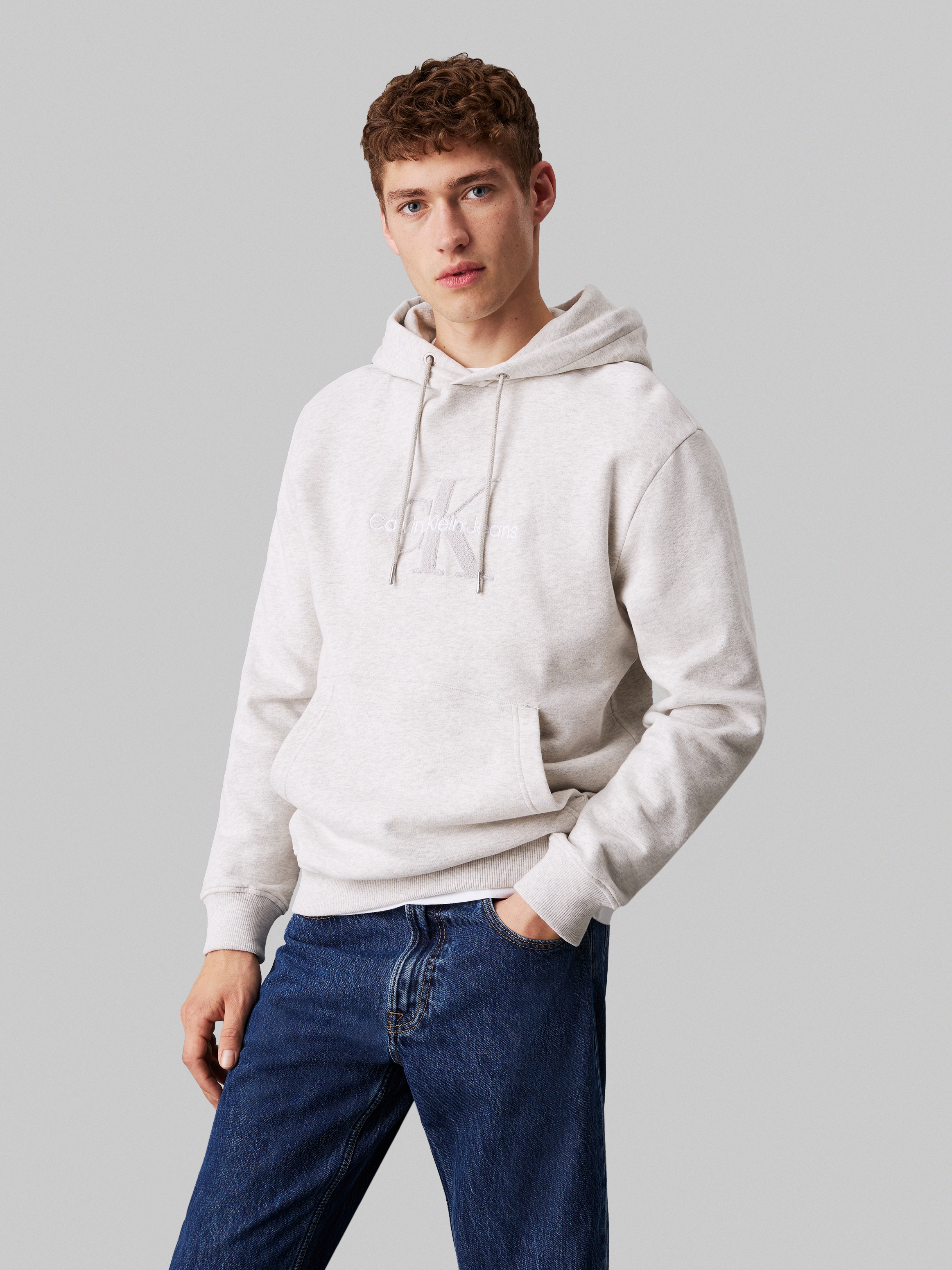 Kapuzensweatshirt »CHENILLE MONOLOGO HOODIE«, mit Logostickerei