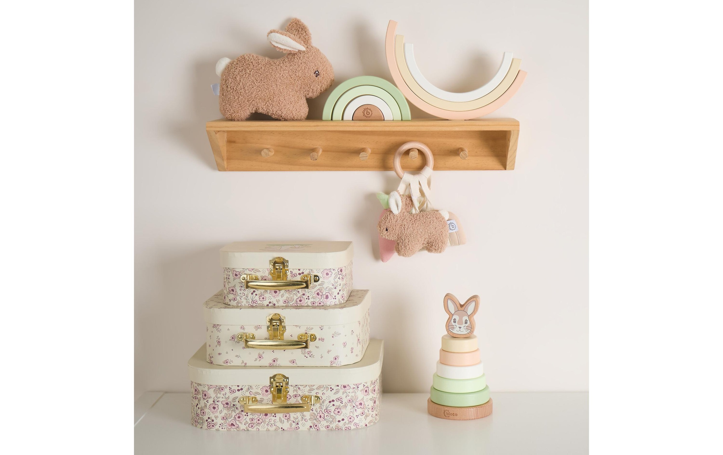 BIECO Stapelspielzeug »Regenbogen Hase Fine 24 cm x 12 cm x 2,5 cm«