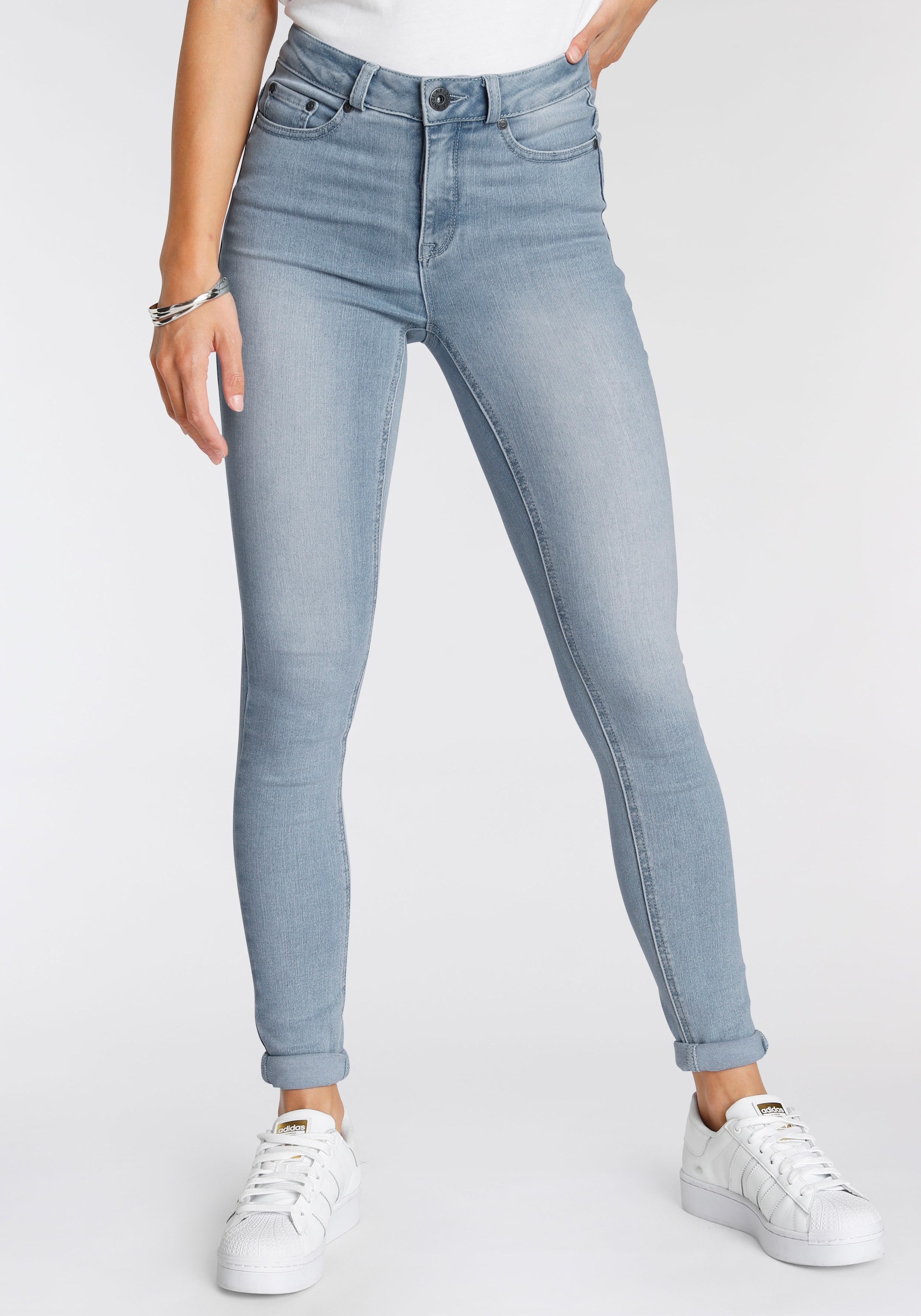 Arizona Skinny-fit-Jeans »Ultra Soft«, High Waist online kaufen |  Jelmoli-Versand