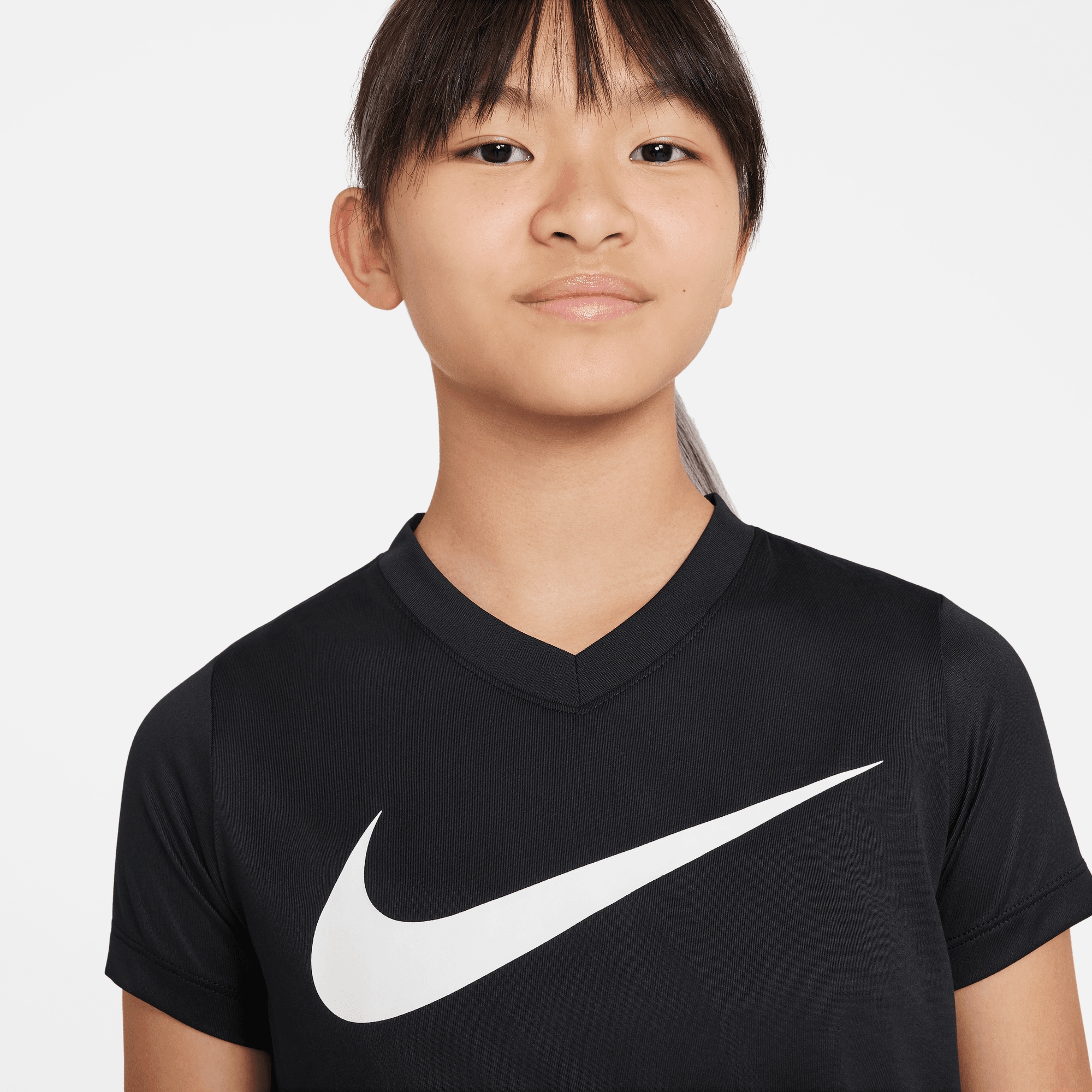 Shop BIG KIDS\' »DRI-FIT LEGEND (GIRLS\') Nike | V-NECK T-SHIRT« Trainingsshirt TRAINING Online Jelmoli-Versand