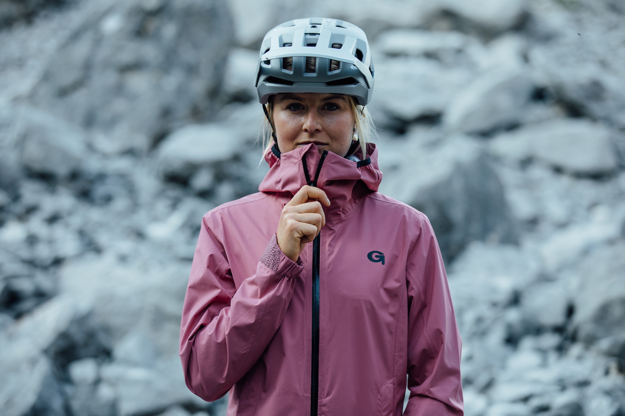 Gonso Fahrradjacke »Sura Plus«, wind- Damen wasserdicht, Schweiz online Radjacke mit und Kapuze kaufen Jelmoli-Versand Regenjacke bei