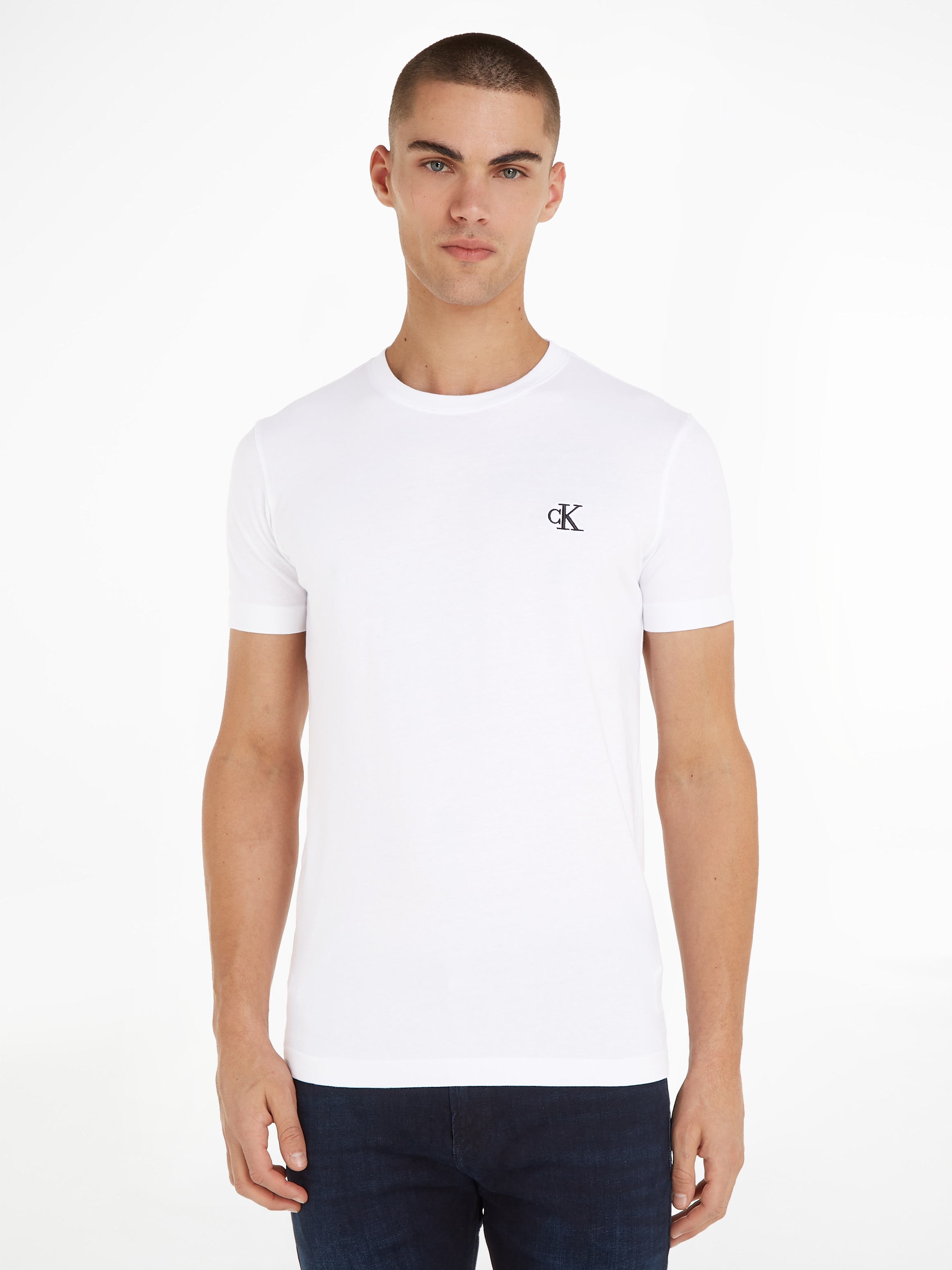 T-Shirt »CK ESSENTIAL SLIM TEE«, mit Logo-Stickerei