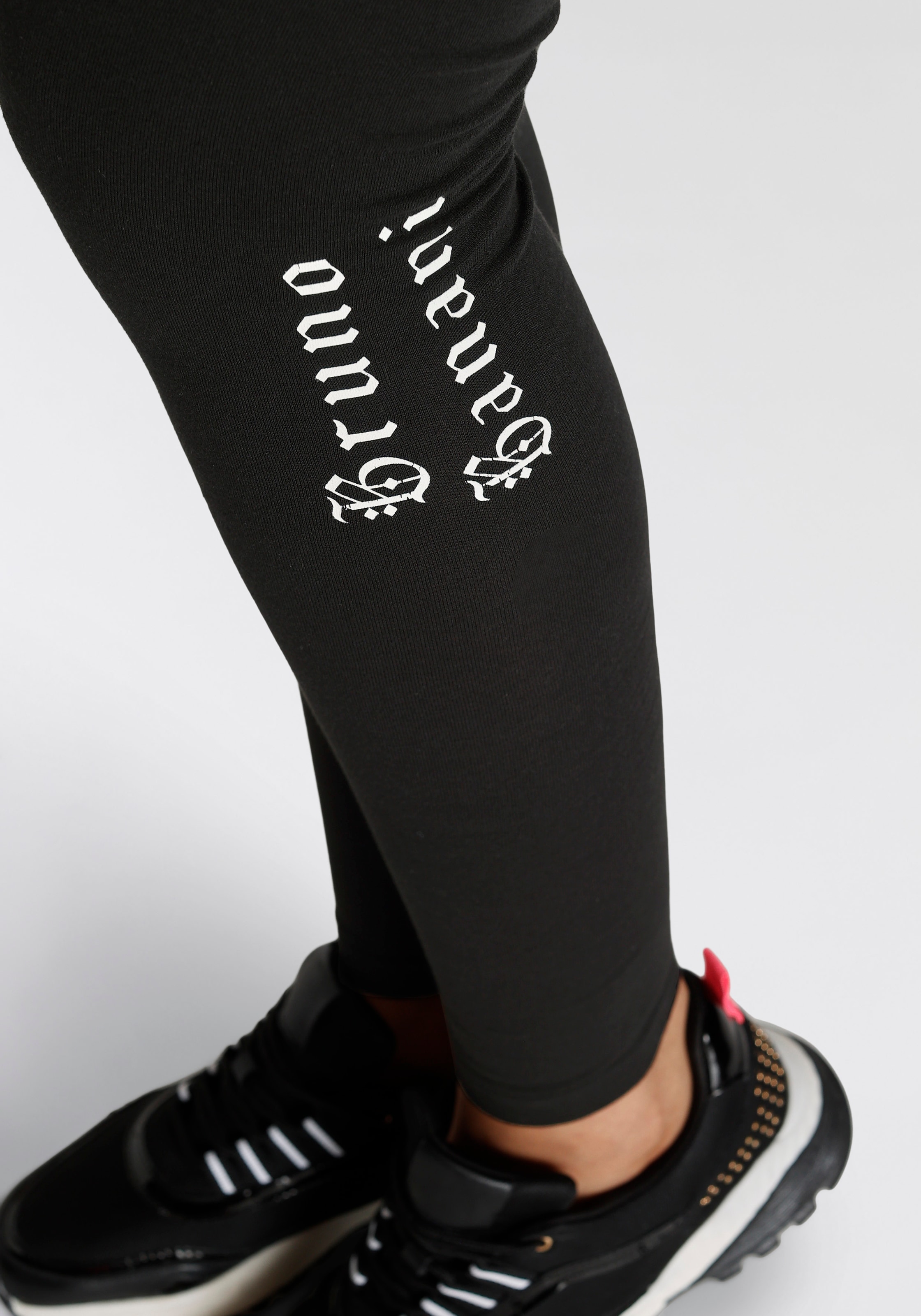 Bruno Banani Leggings, kleiner Logo-Druck online KOLLEKTION Jelmoli-Versand bei NEUE Schweiz bestellen