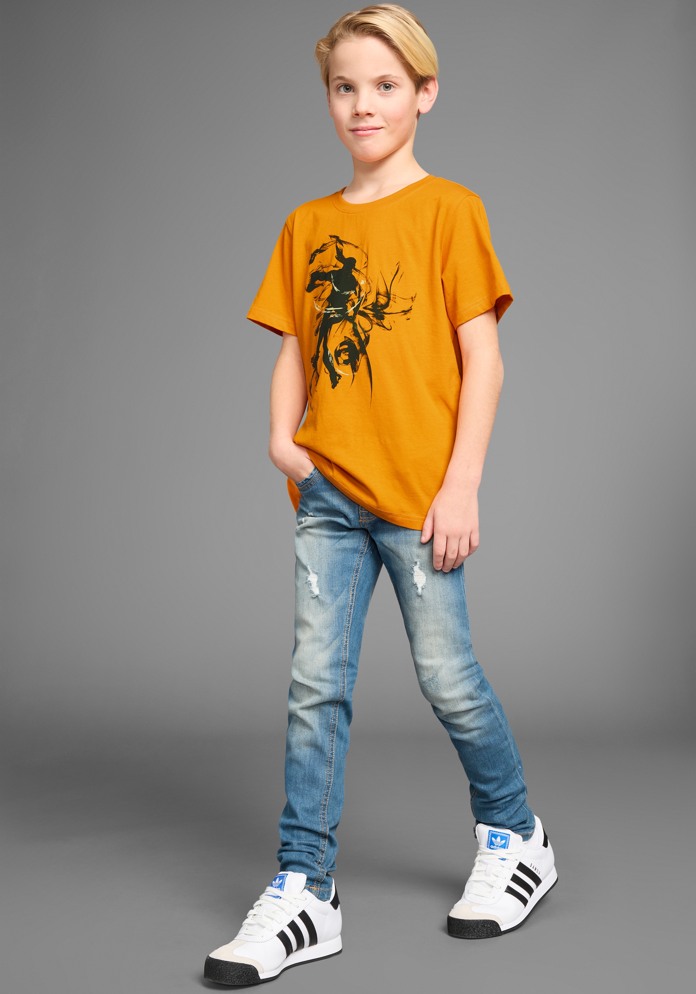 KIDSWORLD T-Shirt »FOOTBALL«, cooler Fussballer-Print