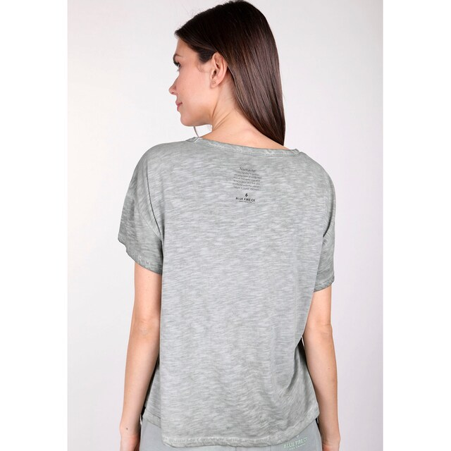 BLUE FIRE T-Shirt »TEENA«, mit kleinem Frontdruck vorne online bestellen |  Jelmoli-Versand