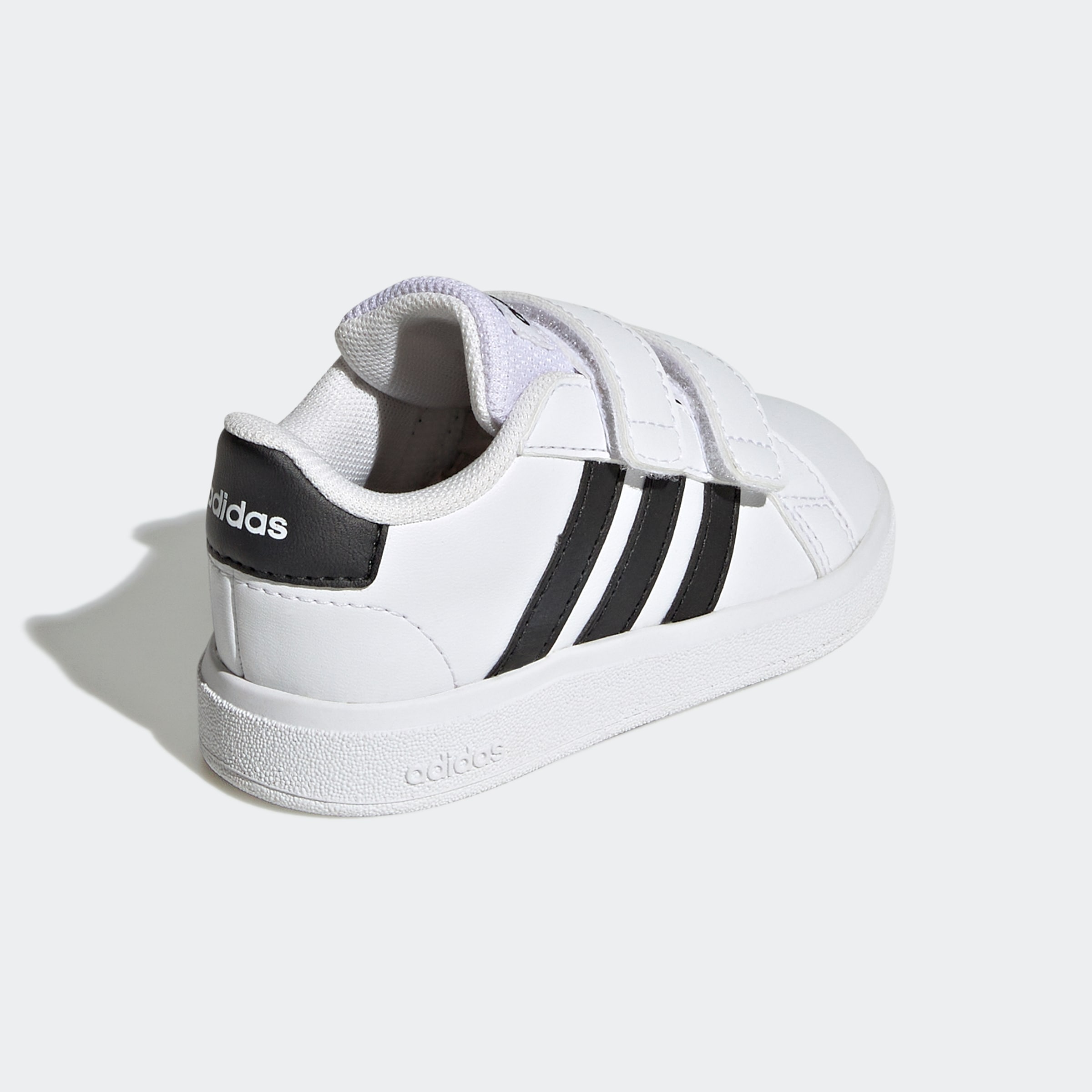 adidas Sportswear Sneaker »GRAND COURT LIFESTYLE HOOK AND LOOP«, für Kinder, Design auf den Spuren des adidas Superstar