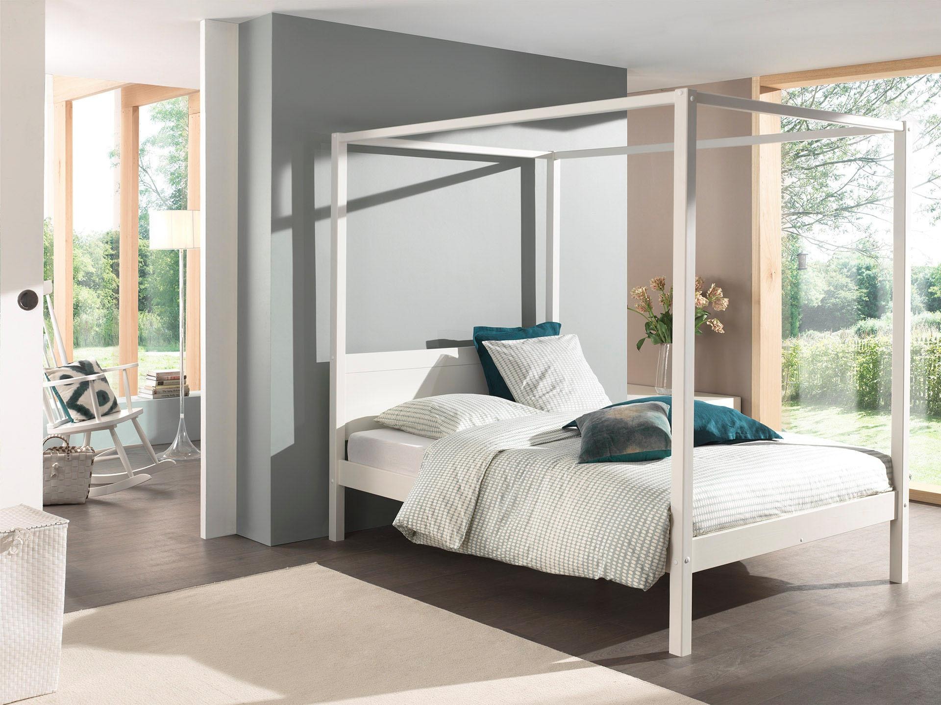 Vipack Himmelbett »Pino, Kiefer massiv weiss lackiert, Made in Europe, zeitloses Design«, (B/H/T ca. 208x191x148cm, inkl. Rolllattenrost, 2 Breiten zur Auswahl), wahlweise mit Textil-Himmel