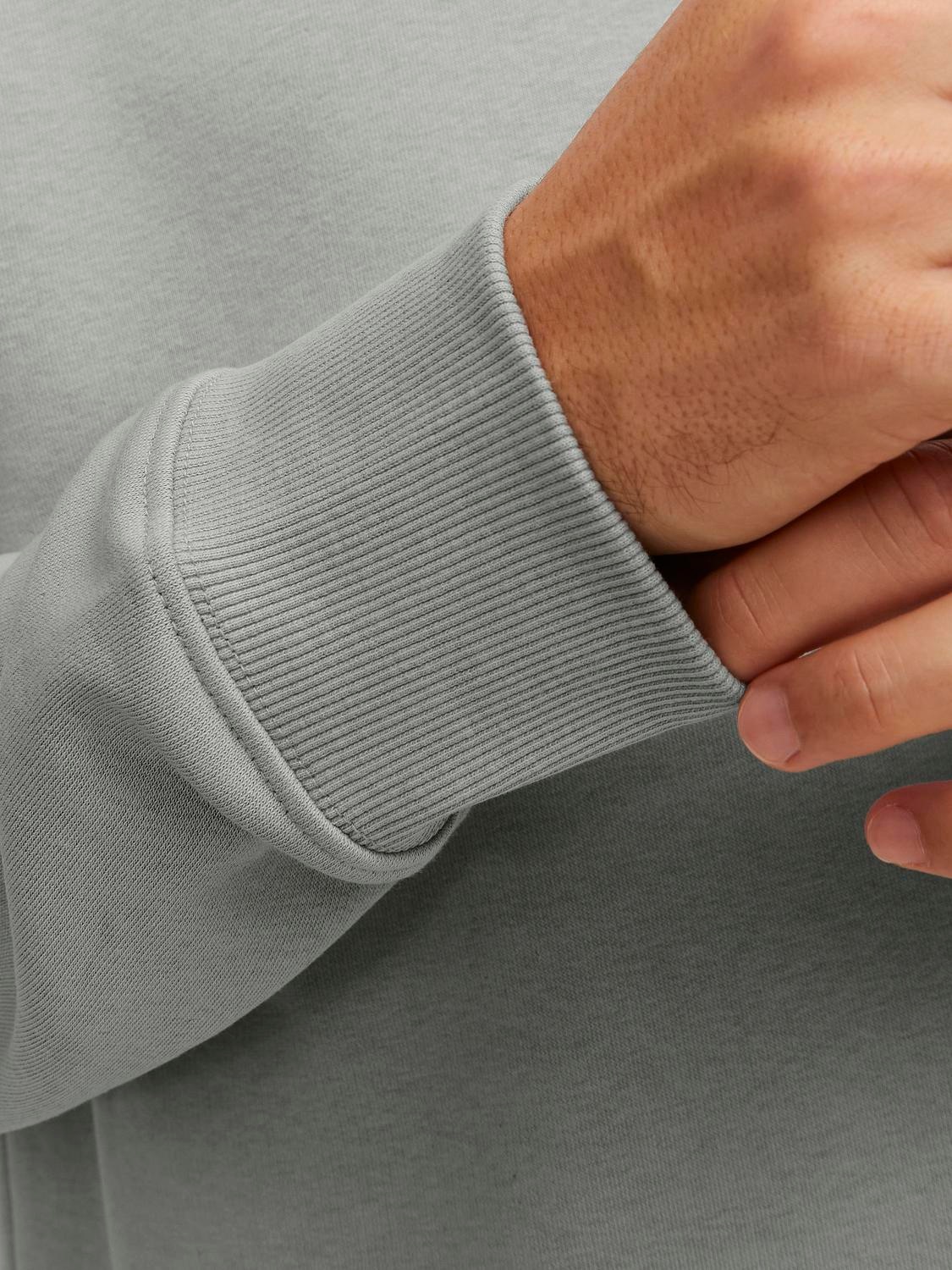 Jack & Jones Sweatshirt »JJESTAR BASIC SWEAT CREW NECK NOOS«, mit Rundhalsausschnitt
