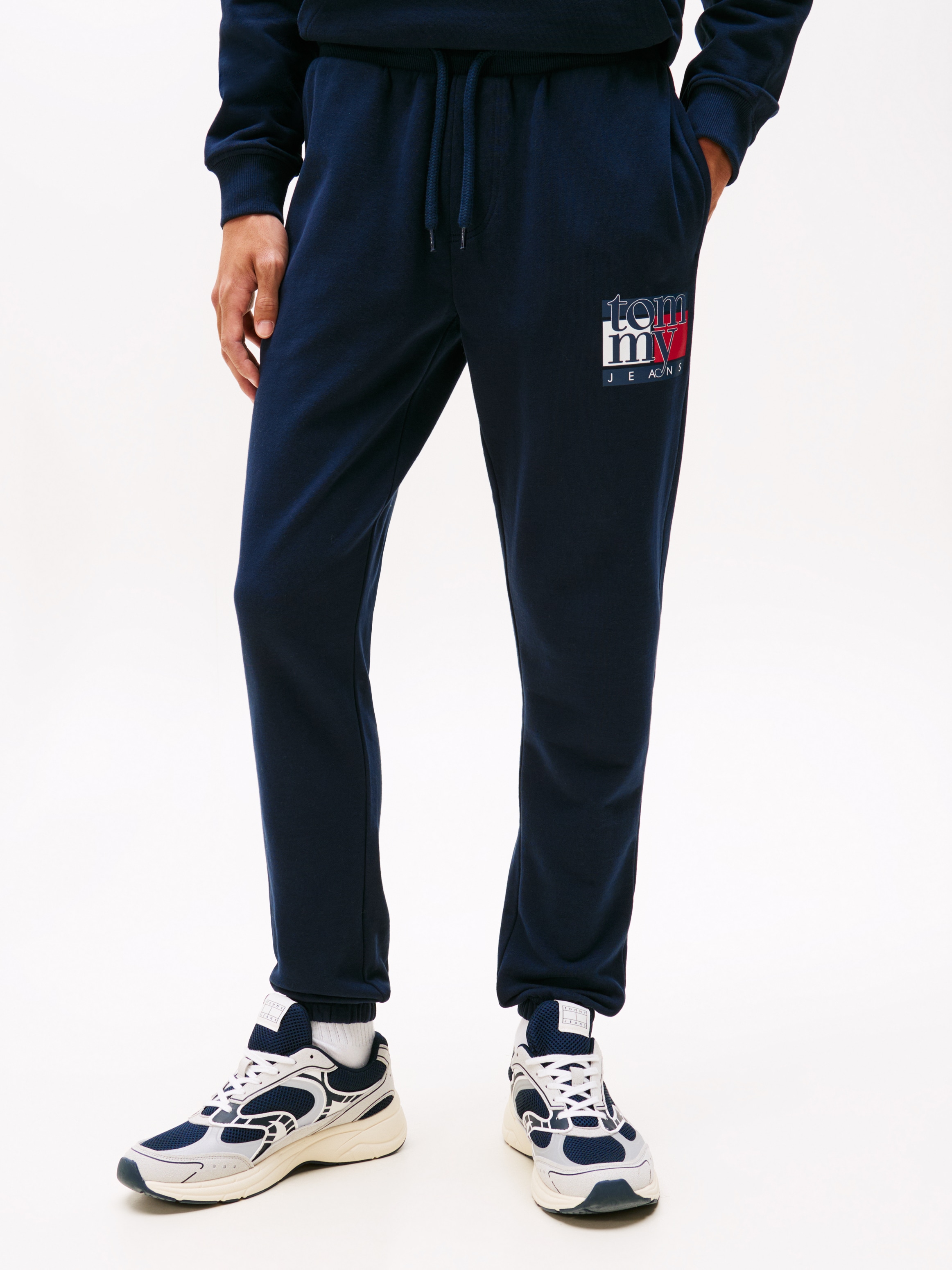 Tommy Jeans Sweathose »TJM RWB FLAG« Jogginghose, Print, elastischer Bund, slim fit