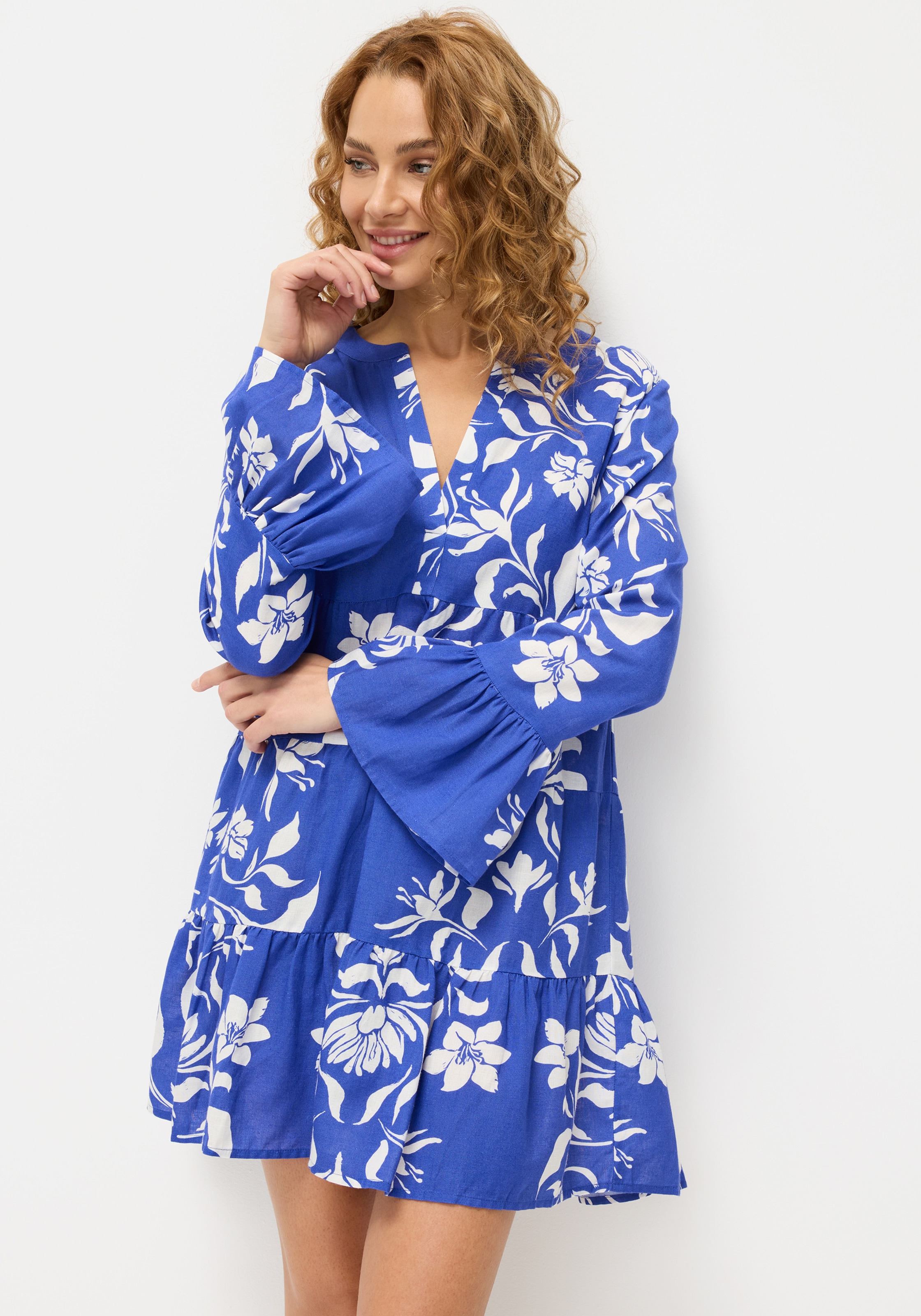 LASCANA Longbluse aus weicher Webware mit Leinenanteil, sommerliche Tunika