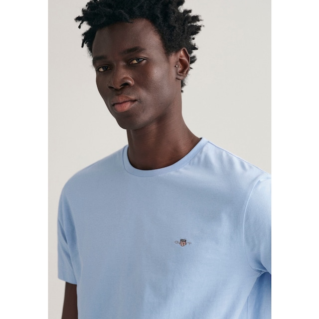 Gant T-Shirt »REG SHIELD SS T-SHIRT«, mit Logostickerei auf der Brust  online shoppen | Jelmoli-Versand