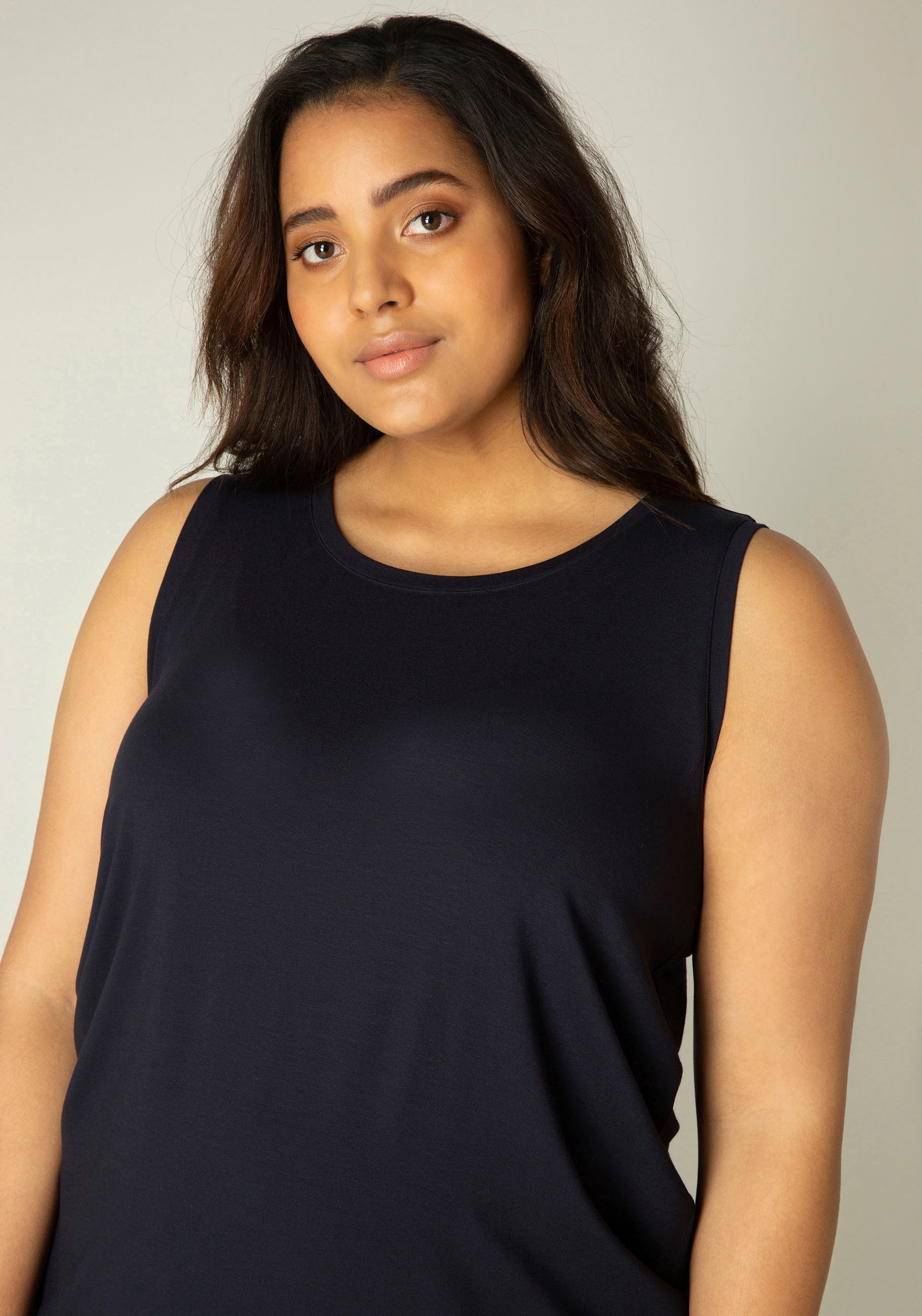 Base Level Curvy Longtop »Yasmina«, Formgebendes Bündchen am Saum