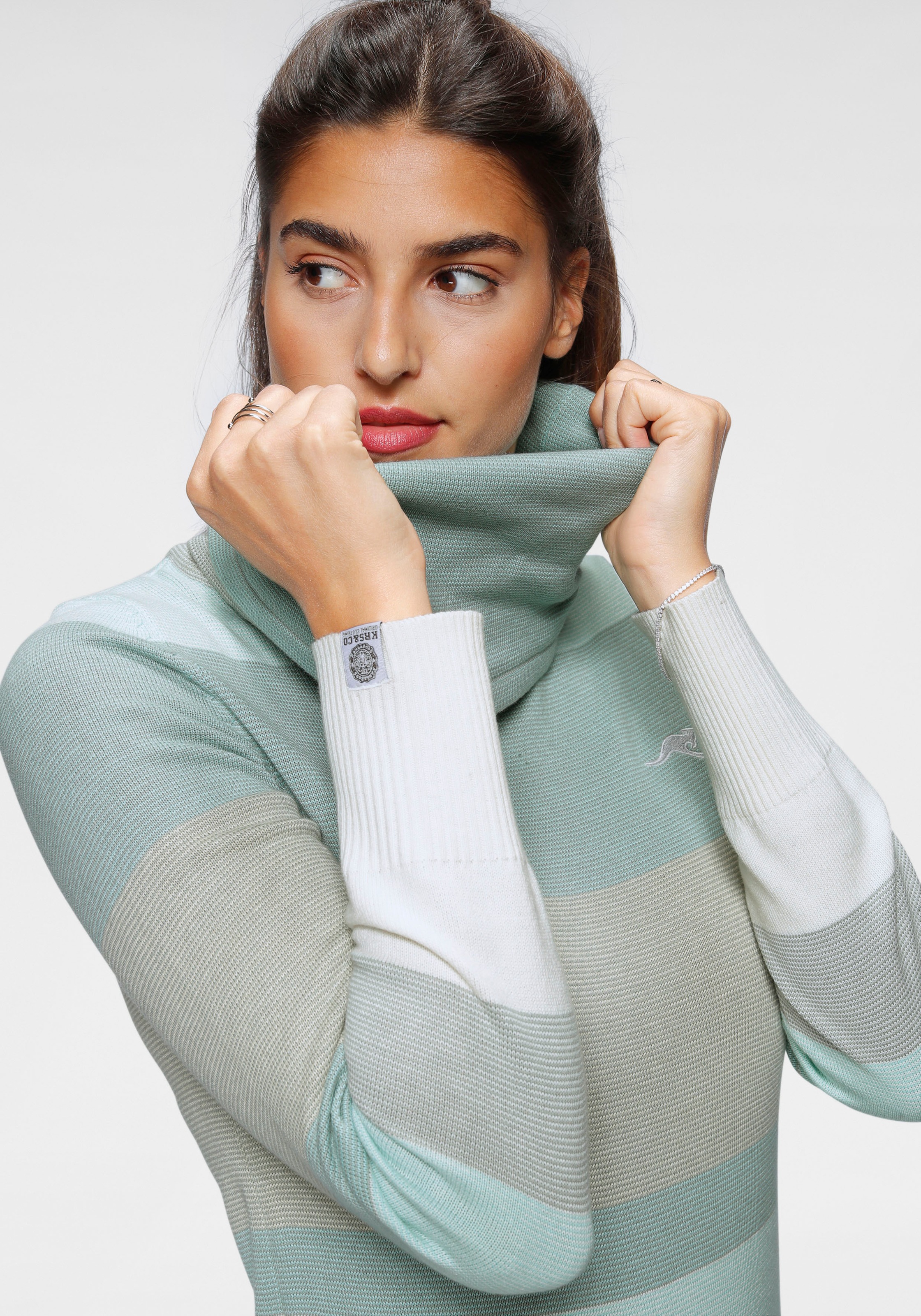 KangaROOS Rollkragenpullover, gestreift mit hohem Stehkragen