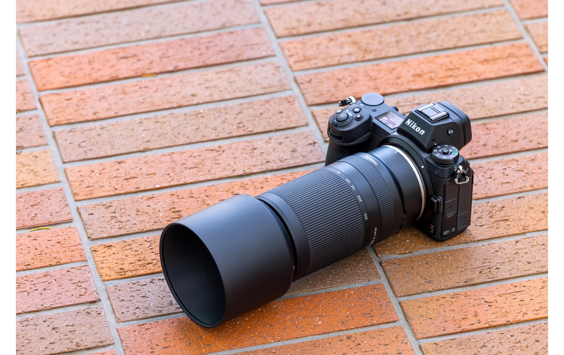 Tamron Zoomobjektiv »AF 70-300mm f / 4.5-6.3 Di III RXD«