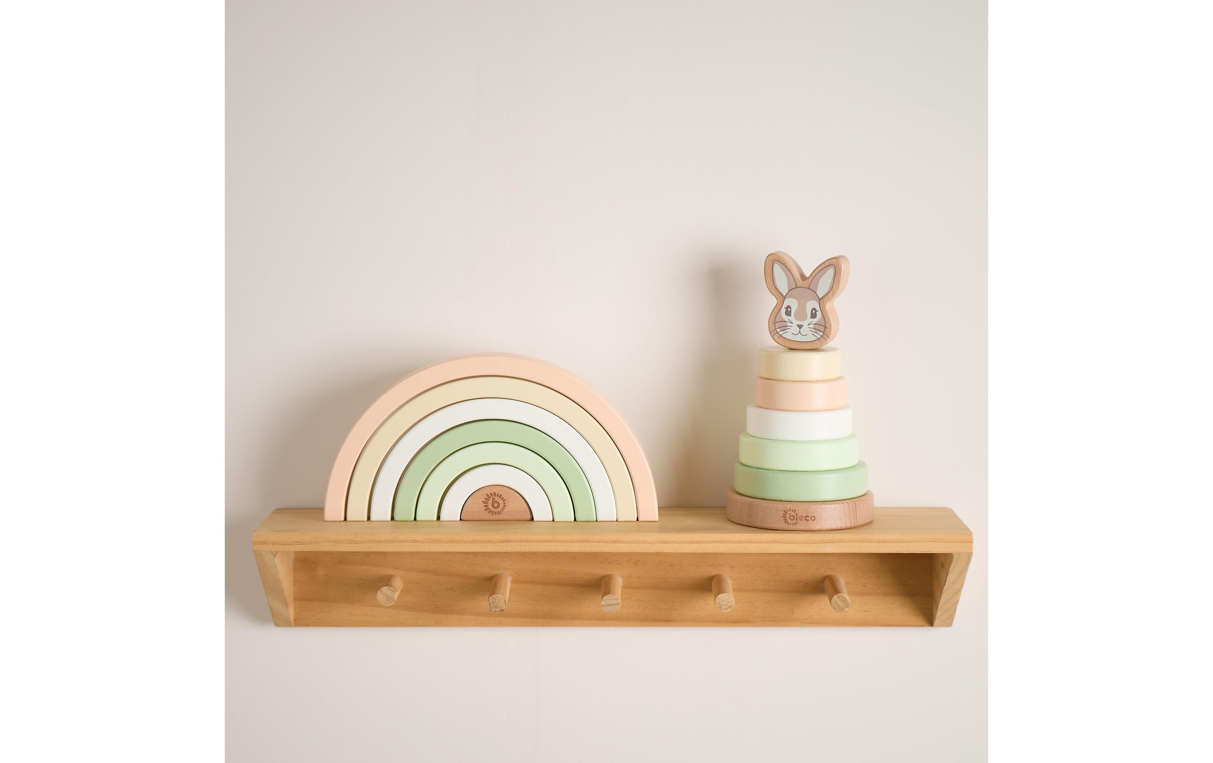 BIECO Stapelspielzeug »Regenbogen Hase Fine 24 cm x 12 cm x 2,5 cm«