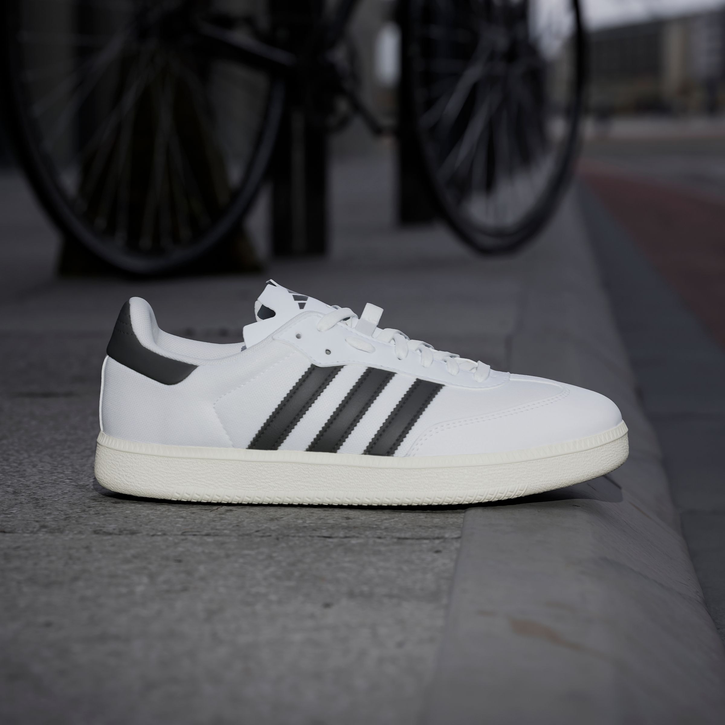 adidas Performance Sneaker »THE CYCLING VELOSAMBA MADE WITH NATURE«