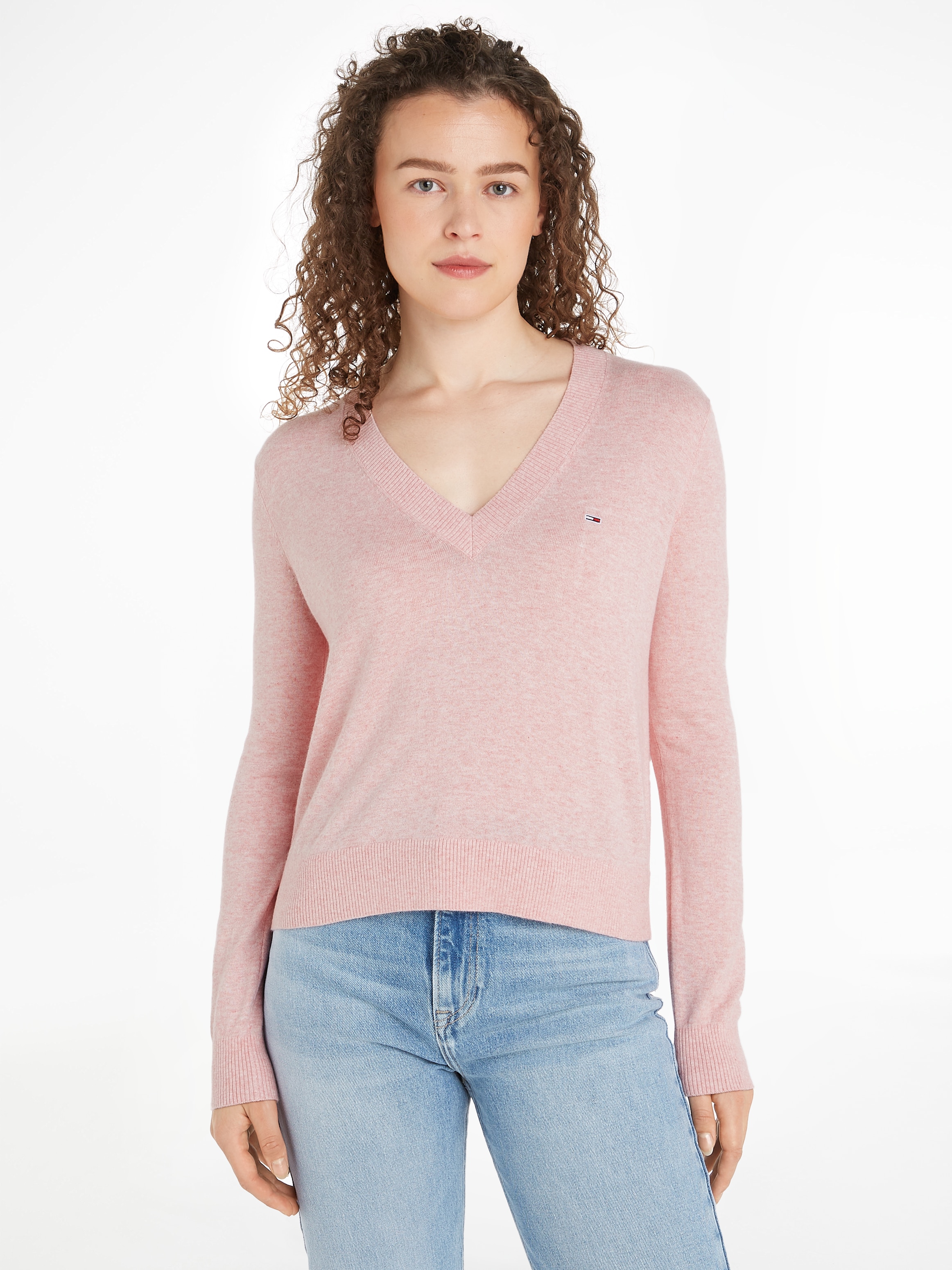 Strickpullover »TJW ESSENTIAL VNECK SWEATER EXT«, mit Logostickerei