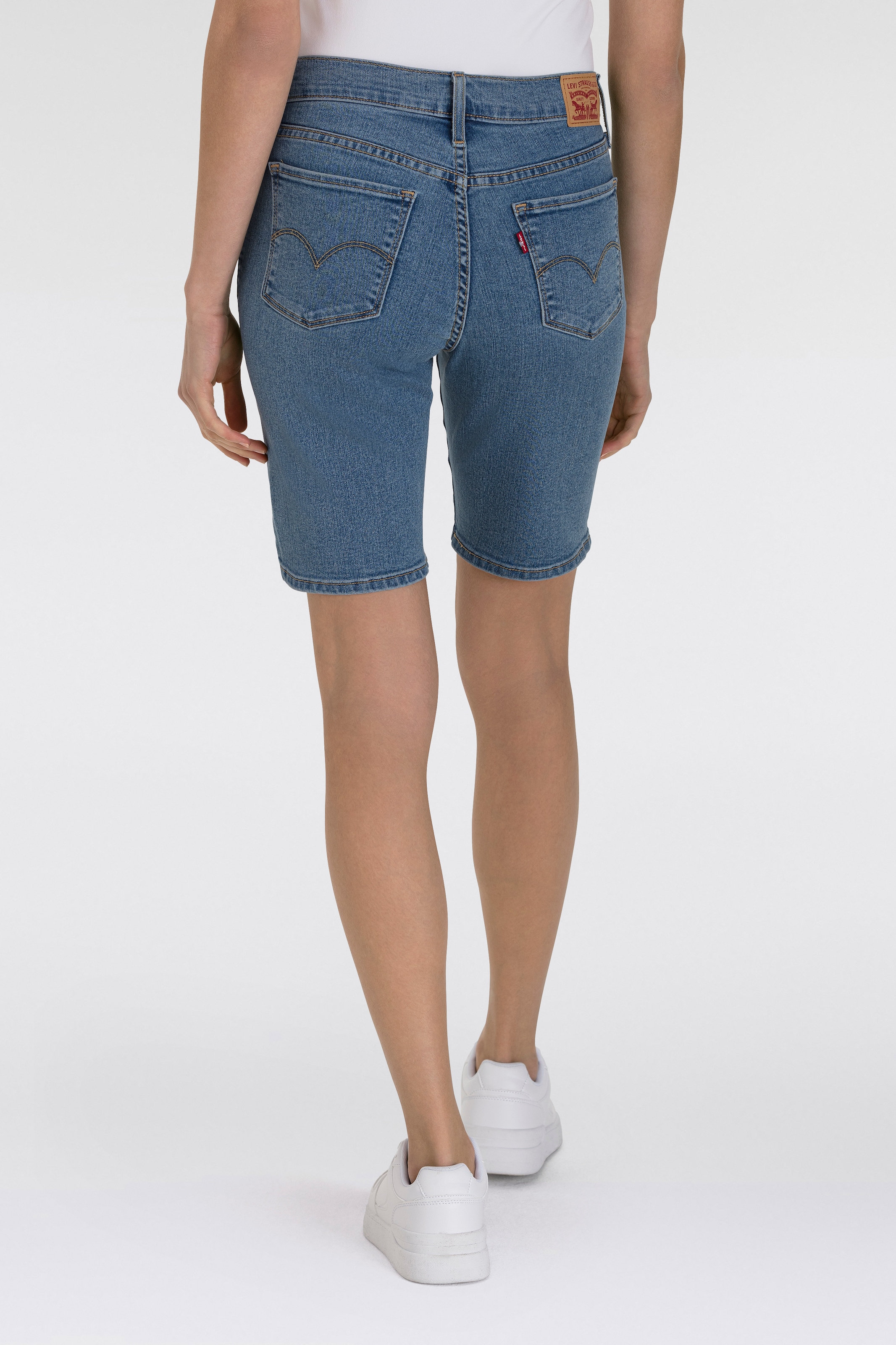 Levi's® Shorts »SHAPING BERMUDA«, Sommerhose im Five-Pocket Style