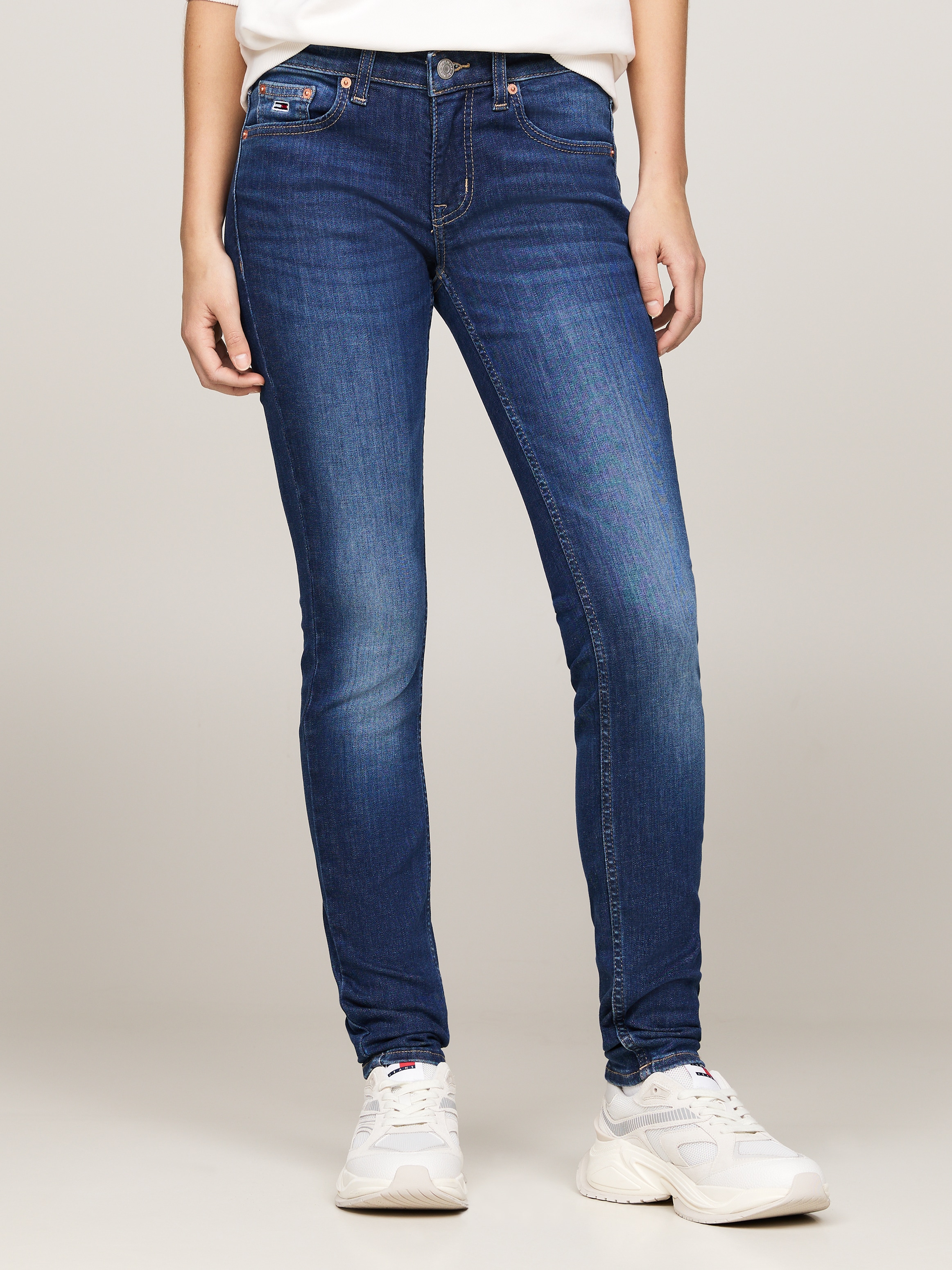 Tommy Jeans Skinny-fit-Jeans »Tommy Jeans Damenjeans Low Waist Skinny« mit Waschung, Logo-Badge